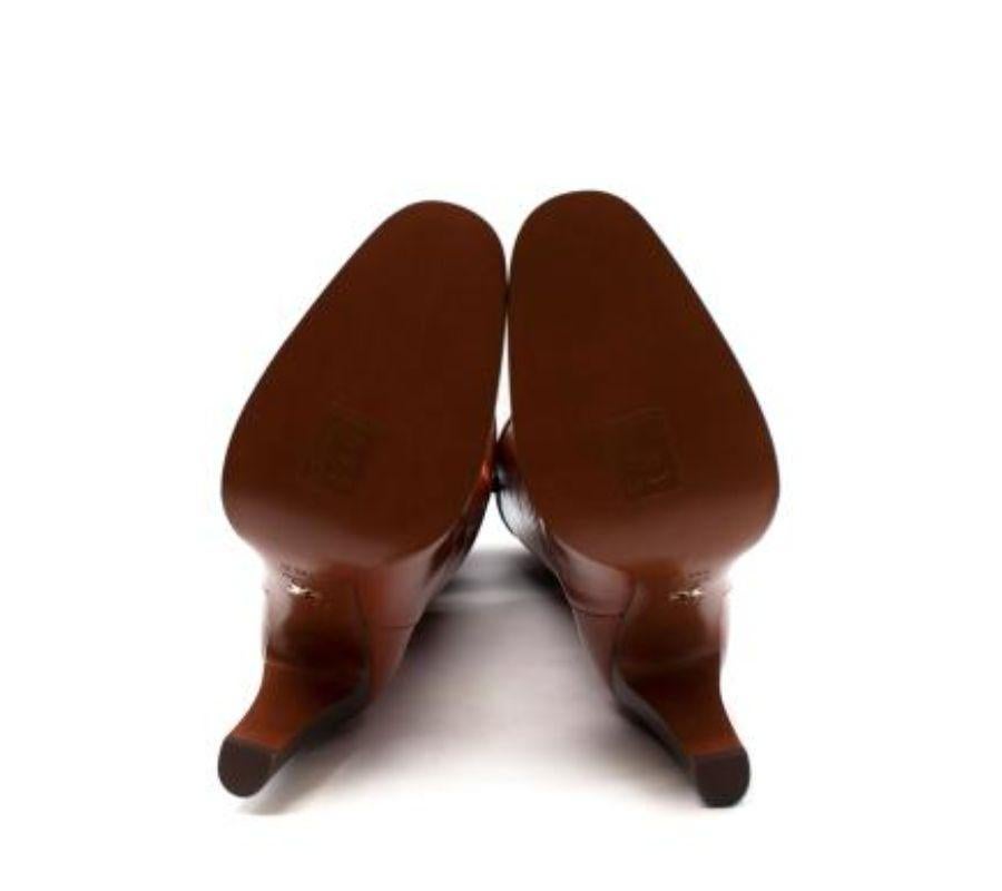 Cognac-braune lange Stiefel mit Lederabsatz Damen im Angebot