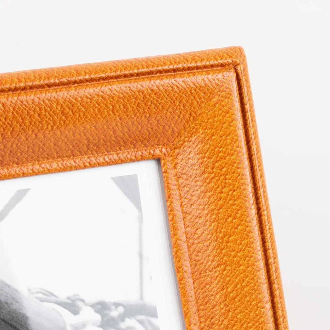 Cognac Calf Leather Picture Frame, France 1940s In Excellent Condition For Sale In Atlanta, GA