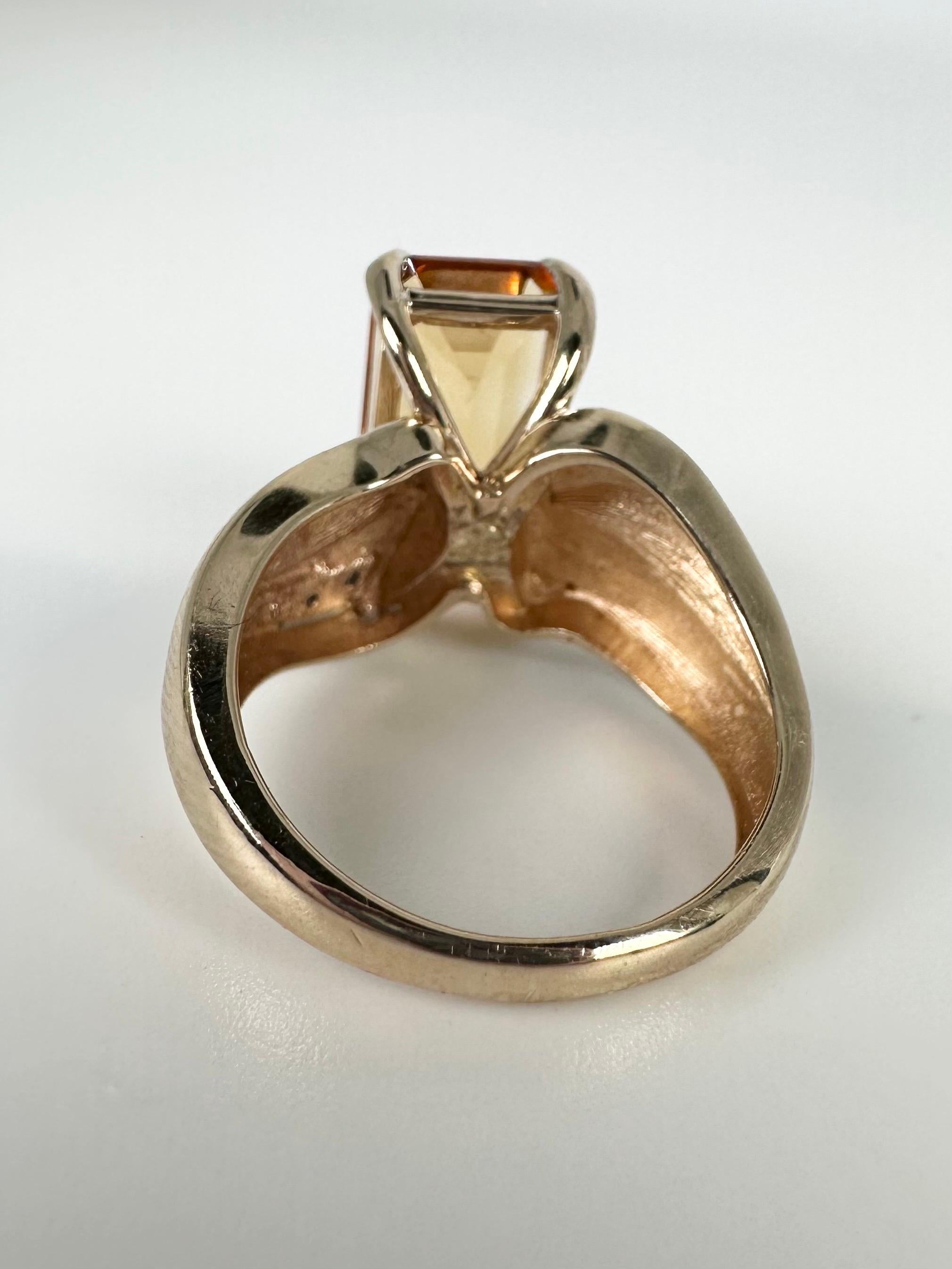 Women's or Men's Cognac Citrine Diamond Ring 14 Karat Yellow Gold Stunning Cocktail Ring For Sale