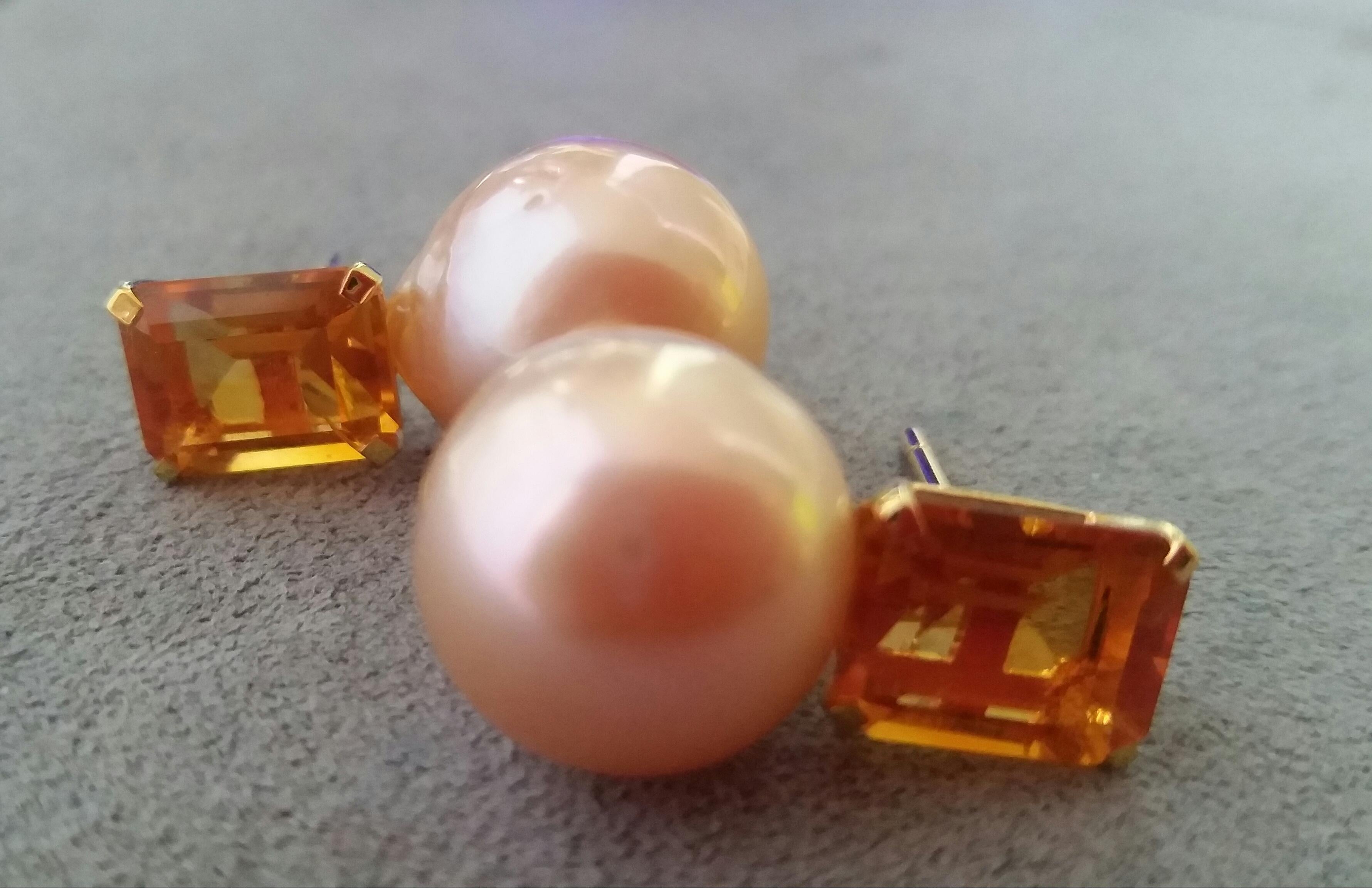 Taglio misto Orecchini pendenti in oro giallo con perle barocche dorate e citrino cognac in vendita