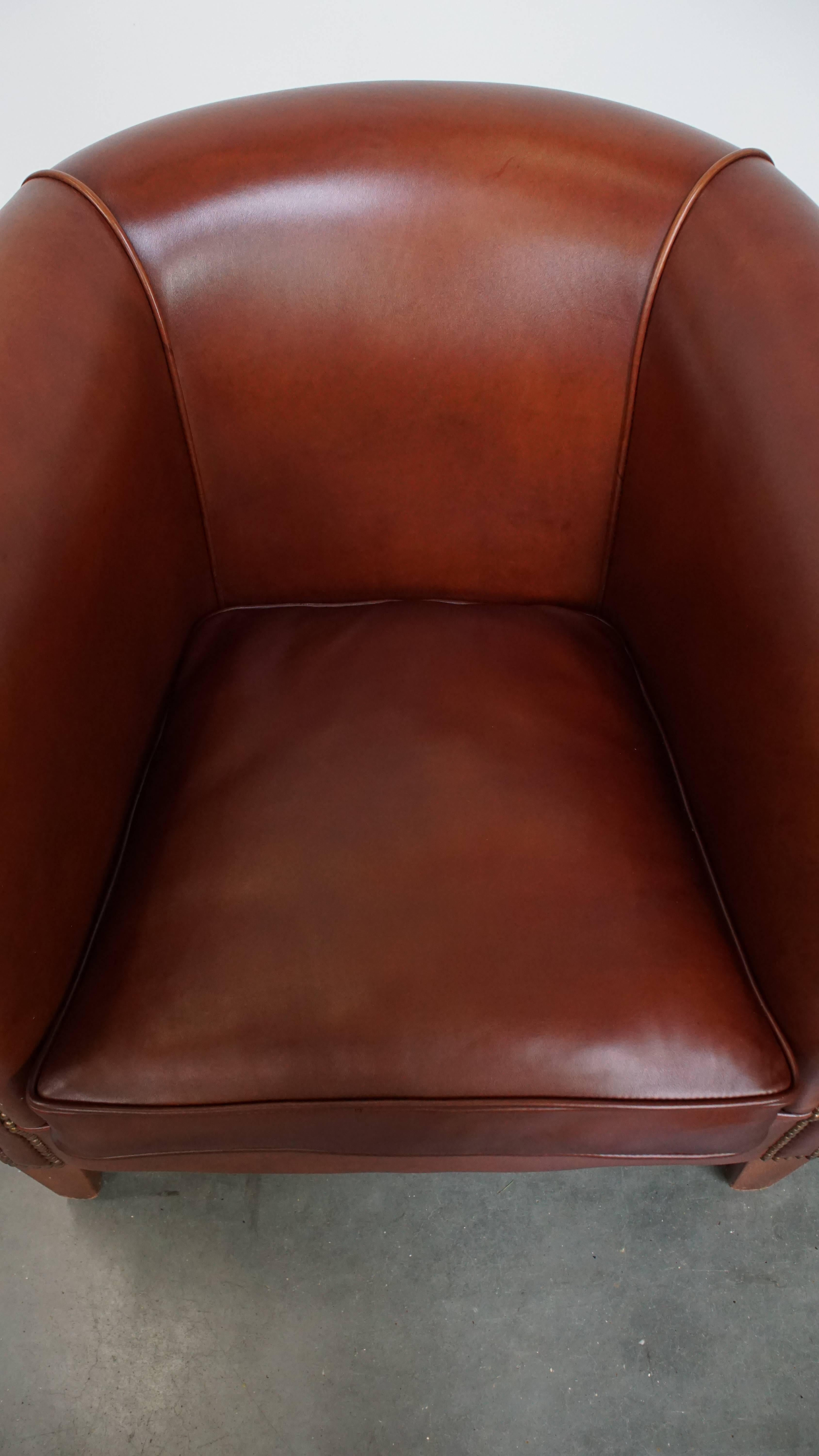 XX secolo Poltrona Club color cognac in pelle di vacchetta in vendita