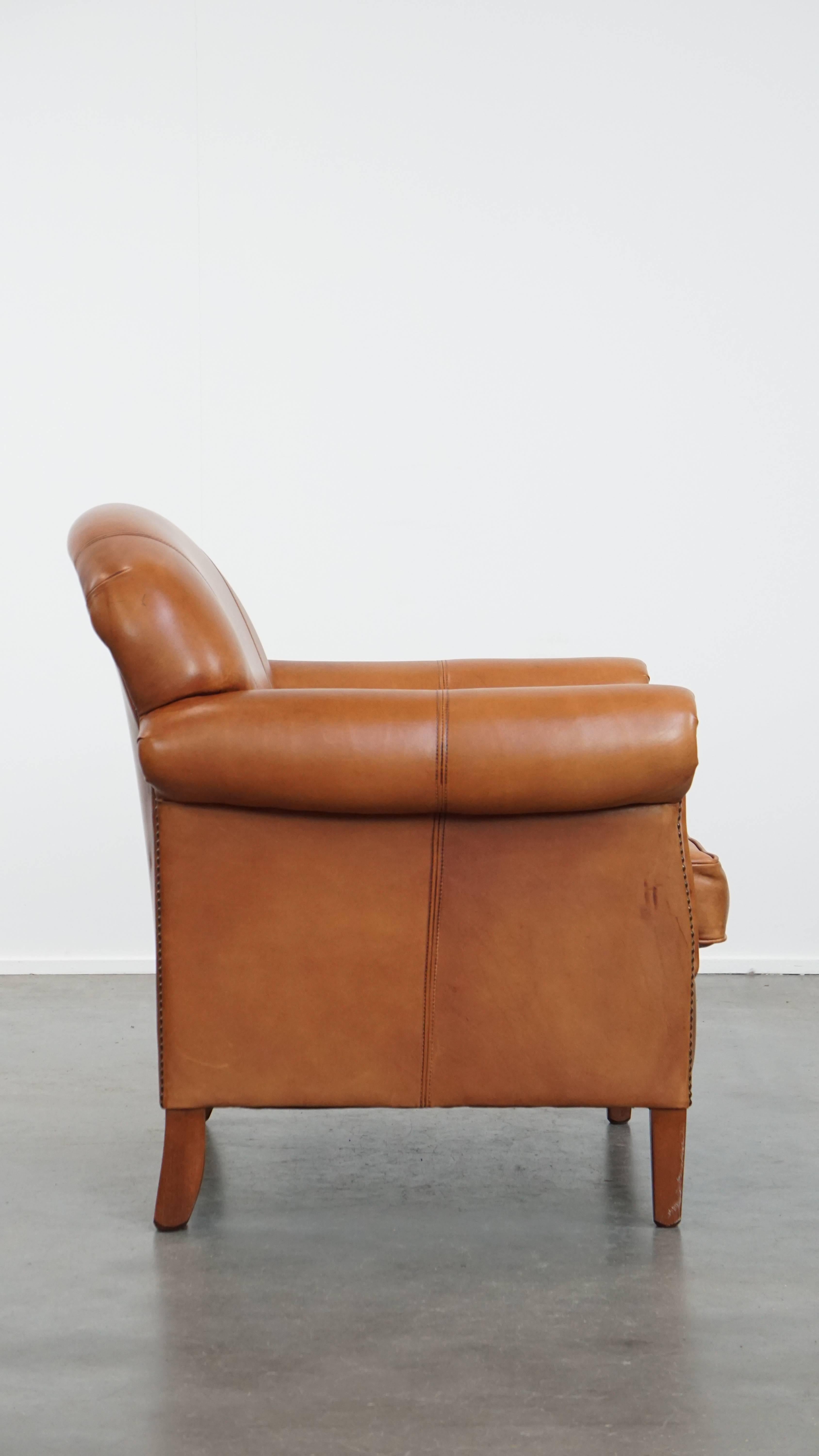 Romano classico Poltrona in pelle di vacchetta color cognac in vendita