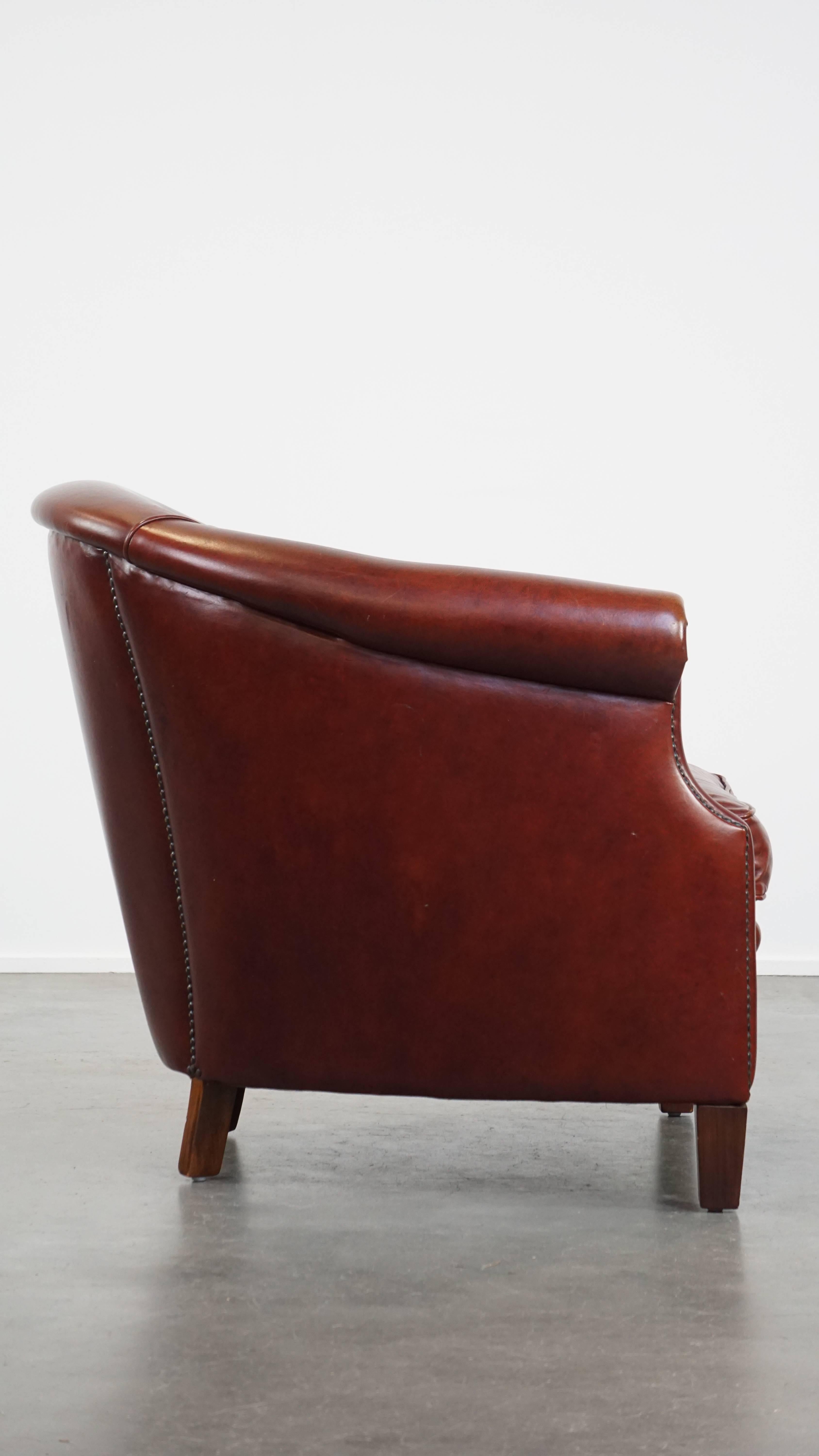 Classical Roman Cognac-Colored Cowhide Leather Club Chair in English Style For Sale