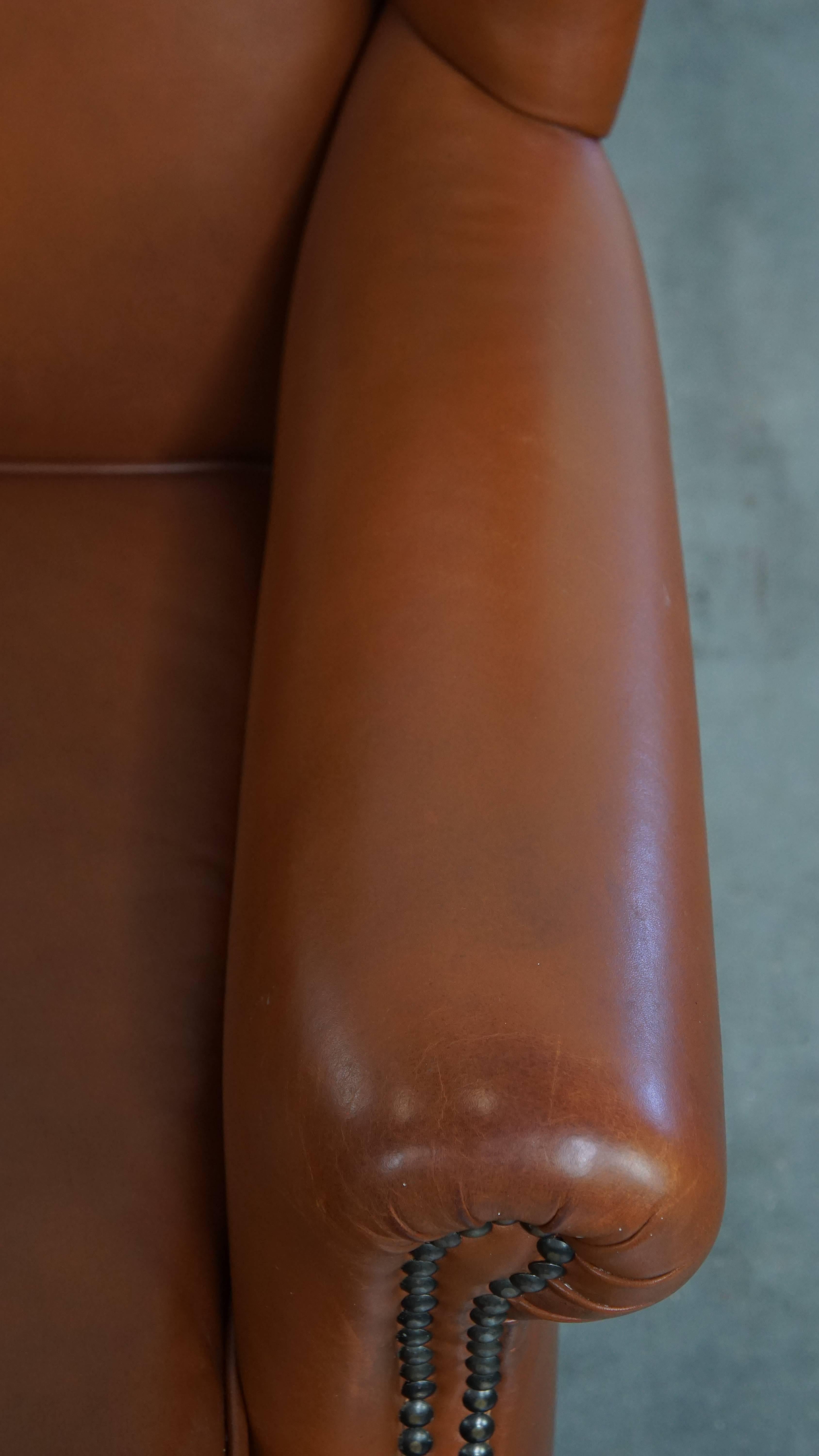 Sedia Wingback in pelle di vacchetta color cognac in stile inglese in vendita 1