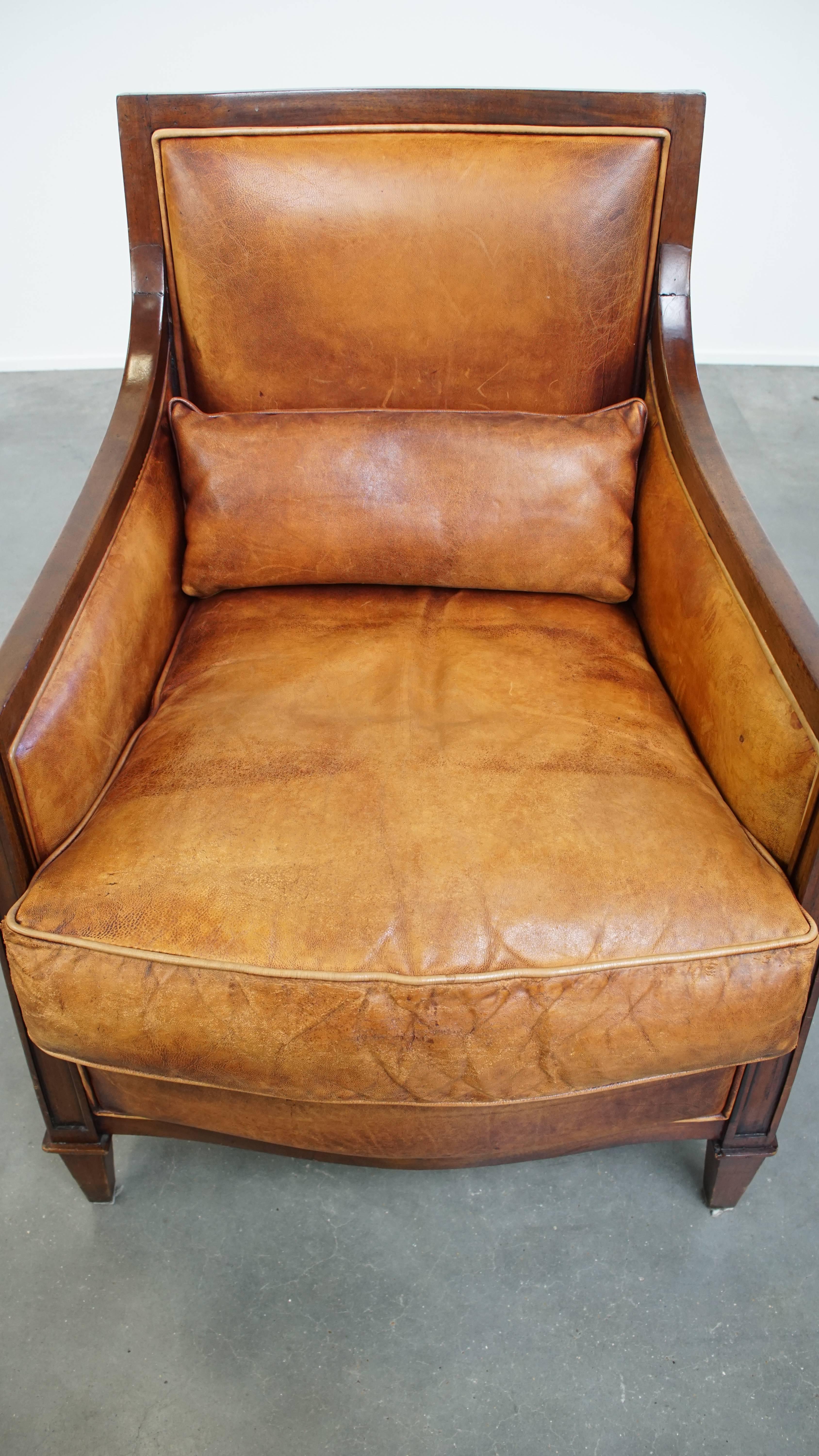 Cognac-Colored Sheepskin Leather Art Deco Design Armchair Combined with Wood For Sale 1