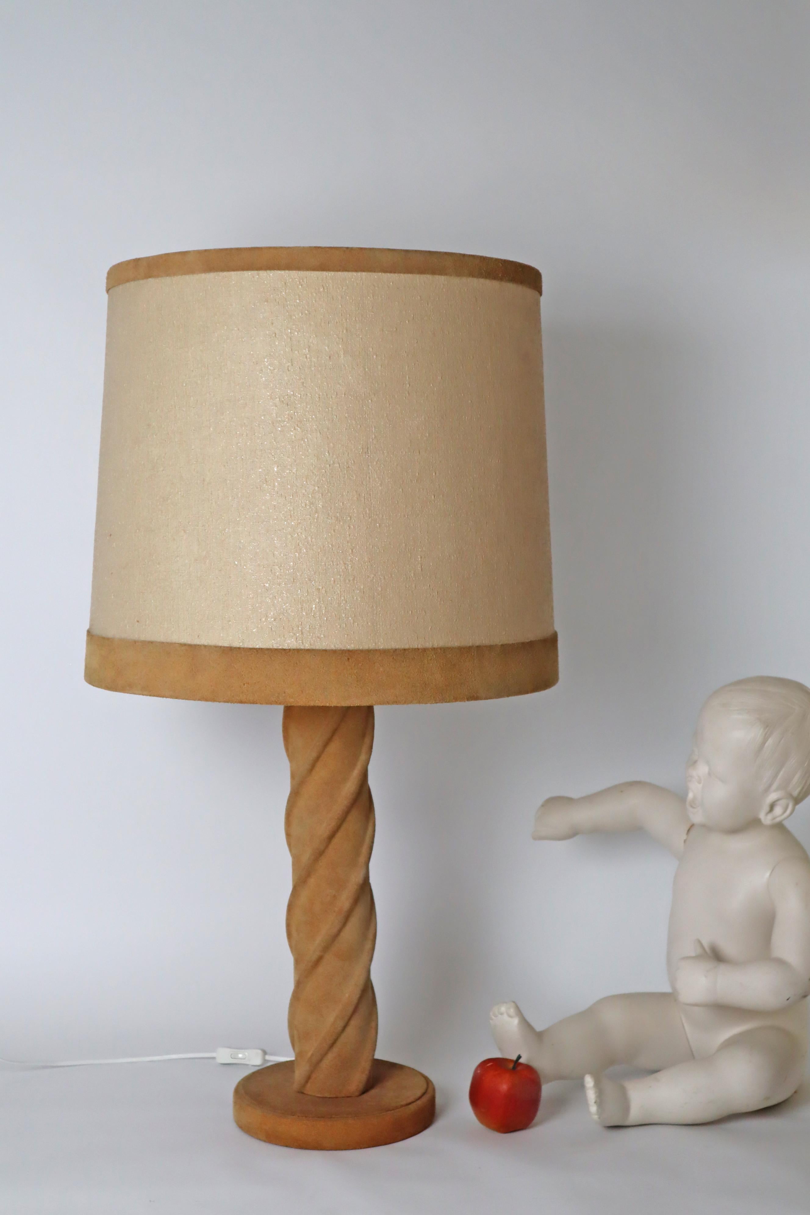 Cognac-Colored Twisted Leather Lamp in the style of Paul Dupre-Lafon France 1970 en venta 10