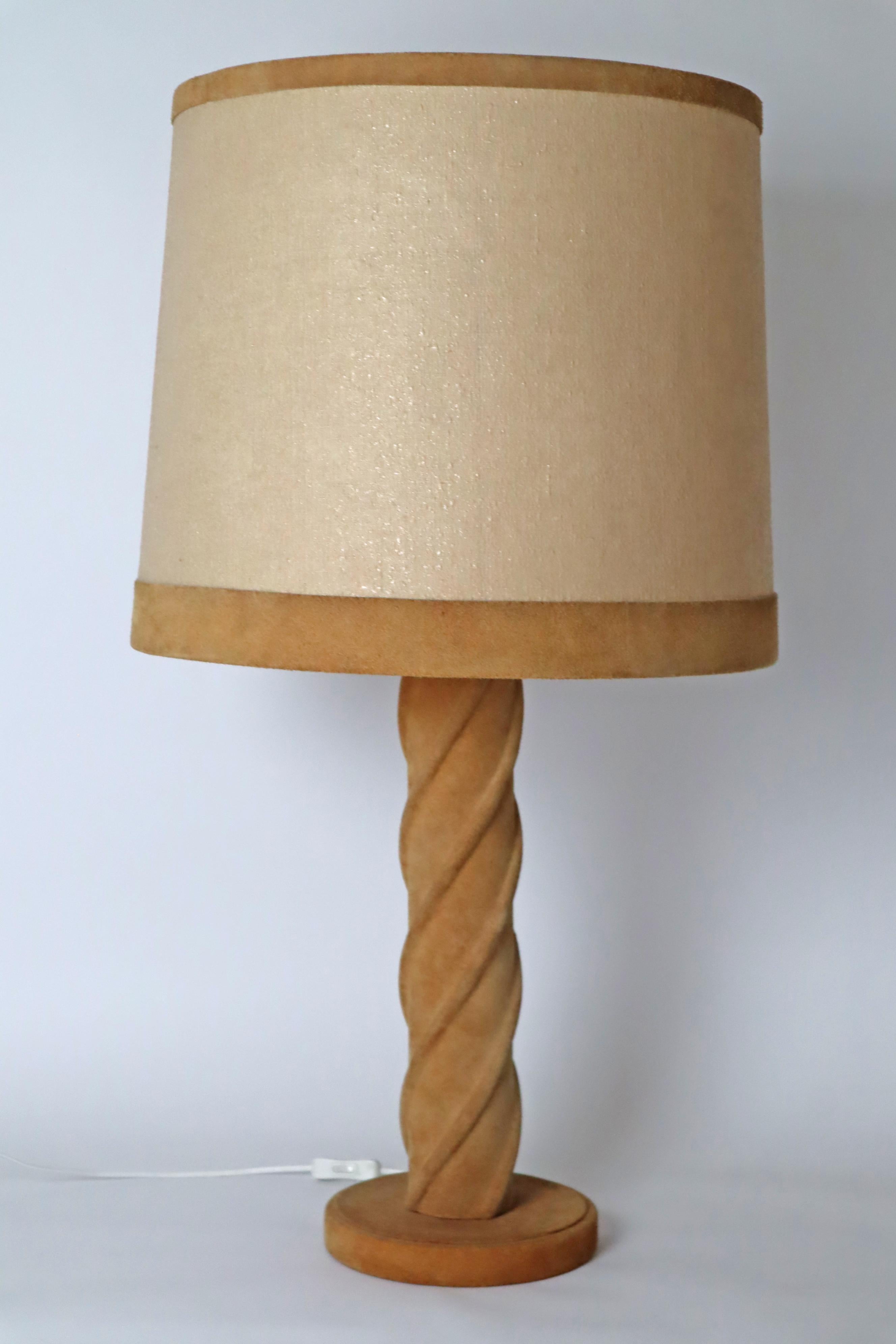 Cognac-Colored Twisted Leather Lamp in the style of Paul Dupre-Lafon France 1970 en venta 1