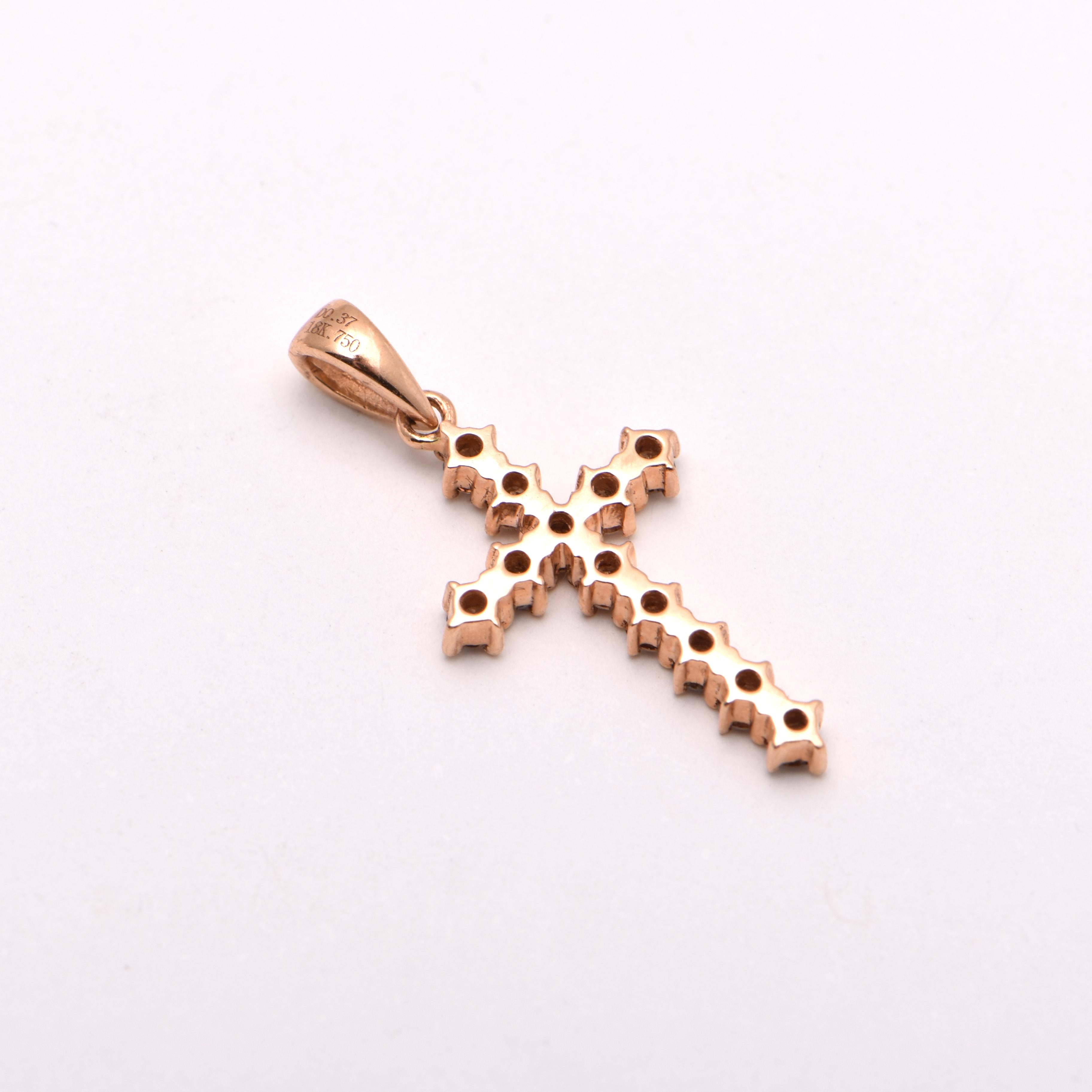 Cognac Diamond Cross Pendant in 18 Carat Rose Gold In New Condition For Sale In Sydney, AU