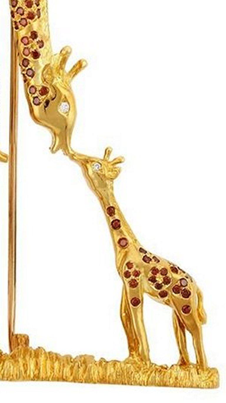 Contemporary Cognac Diamonds 18k Gold MOTHER AND BABY GIRAFFE Brooch by John Landrum Bryant  For Sale