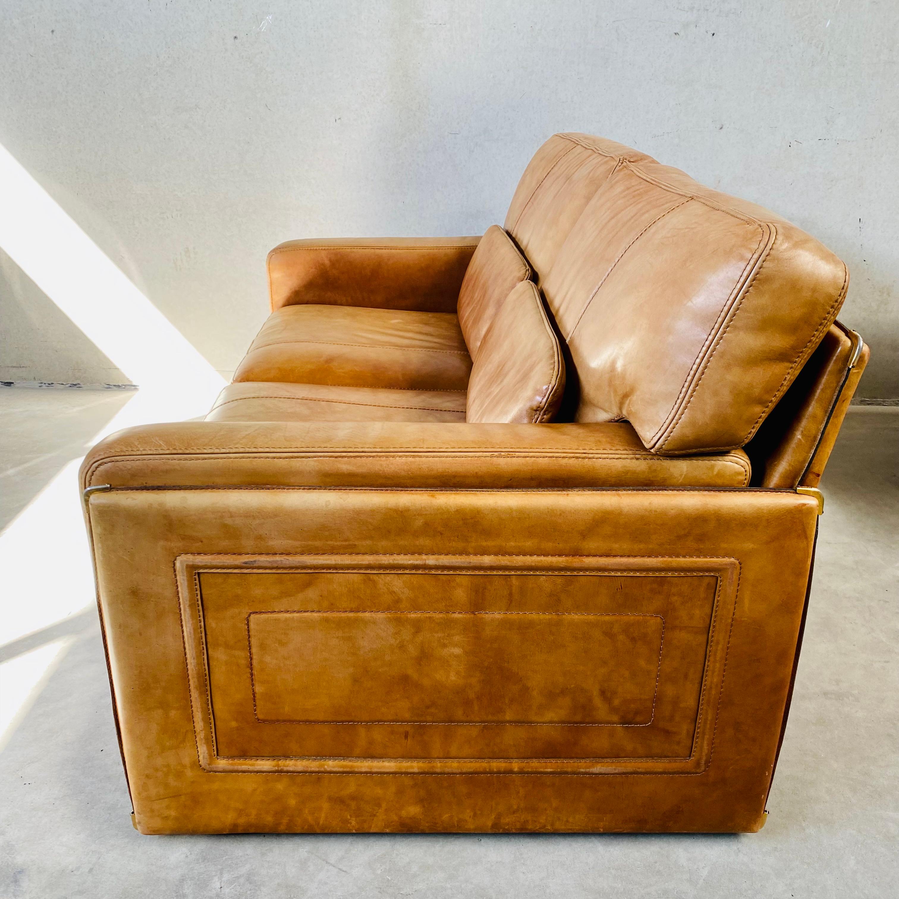 Cognac Leather 2-Seater Sofa by MarCo Milisich for Baxter, Italy, 1970 For Sale 3