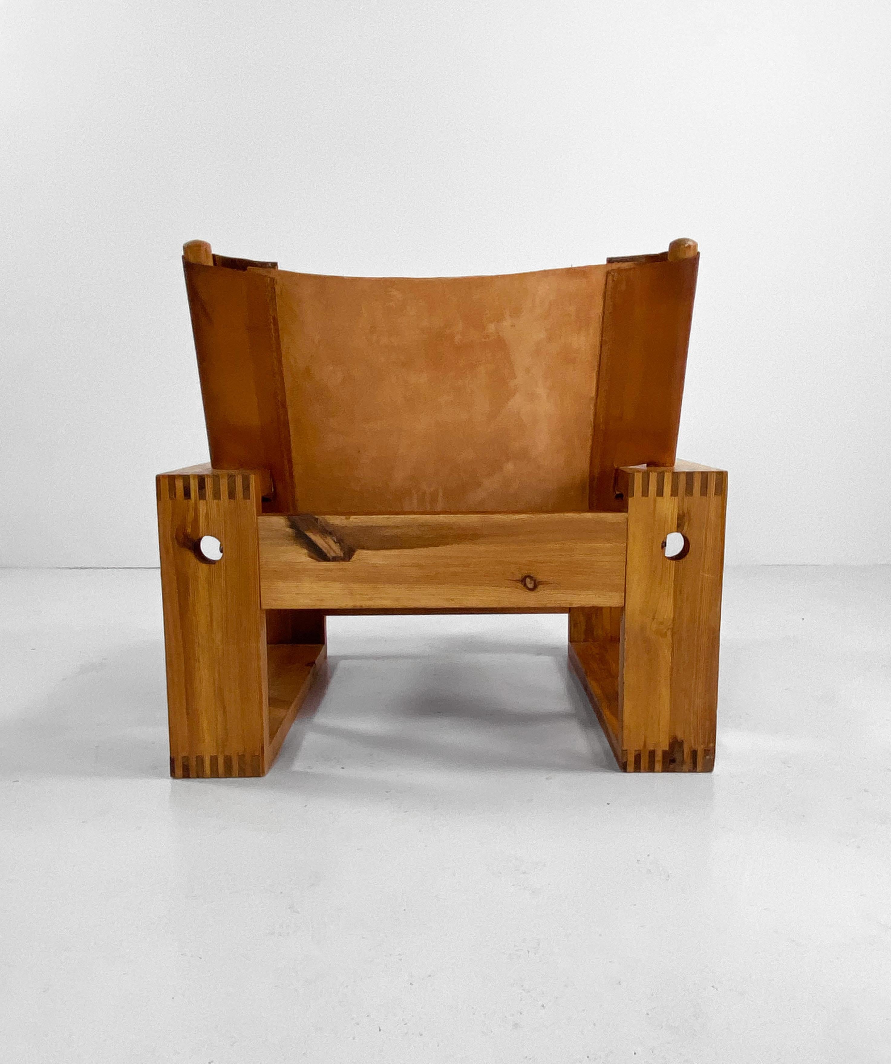 Mid-Century Modern Cognac Leather and Pine Lounge Chair by Ate Van Apeldoorn, c.1970