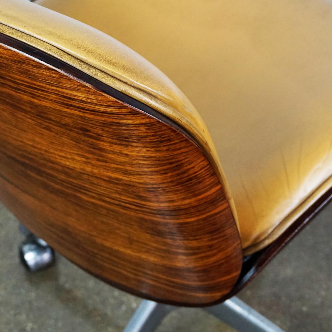 Cognac Leather and Rosewood Office Chair by Ico Parisi for Mim Roma Italy 7