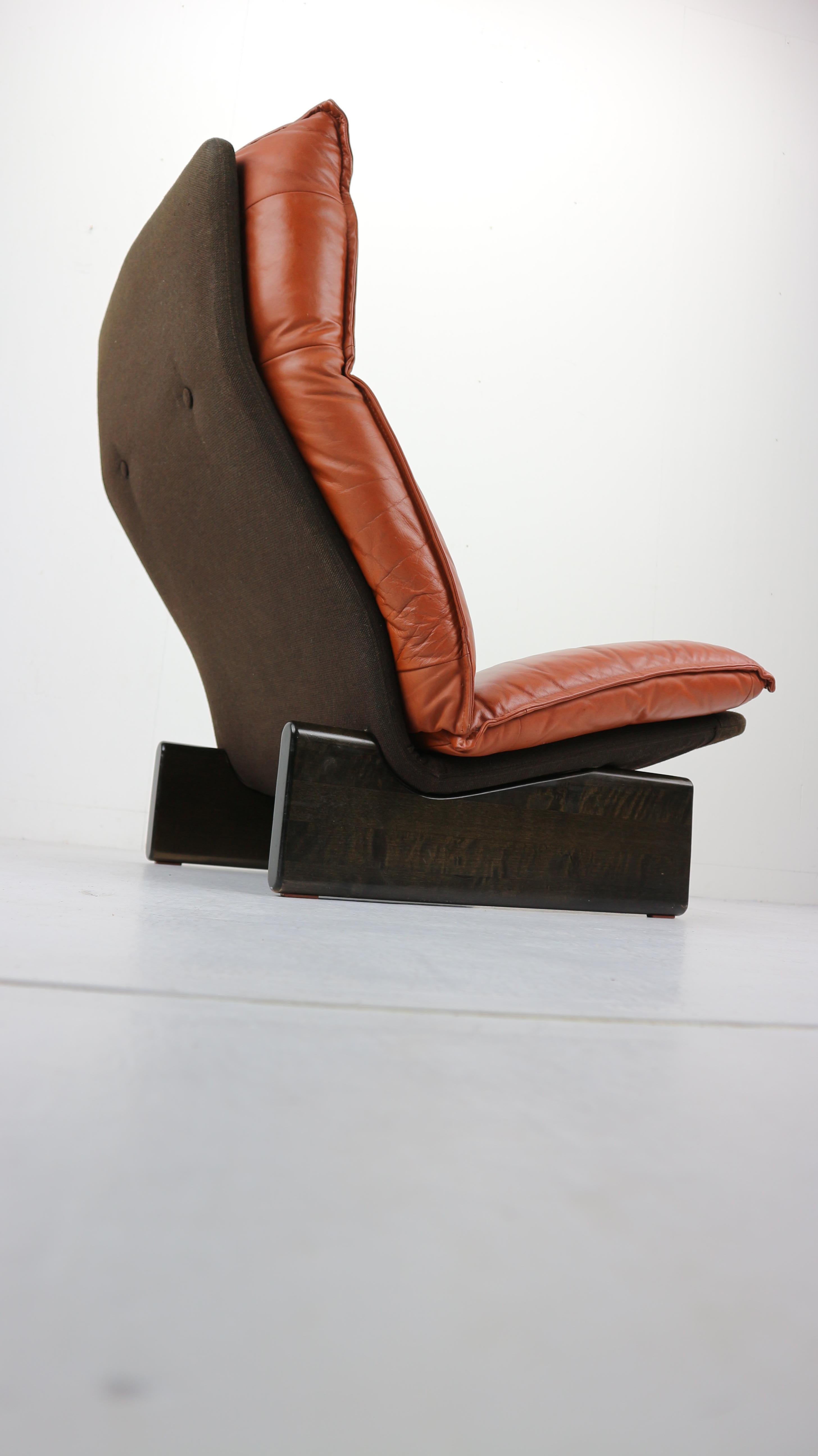 Cognac Leather and Wood Lounge Chair, Dutch Modern Design, 1970s 7