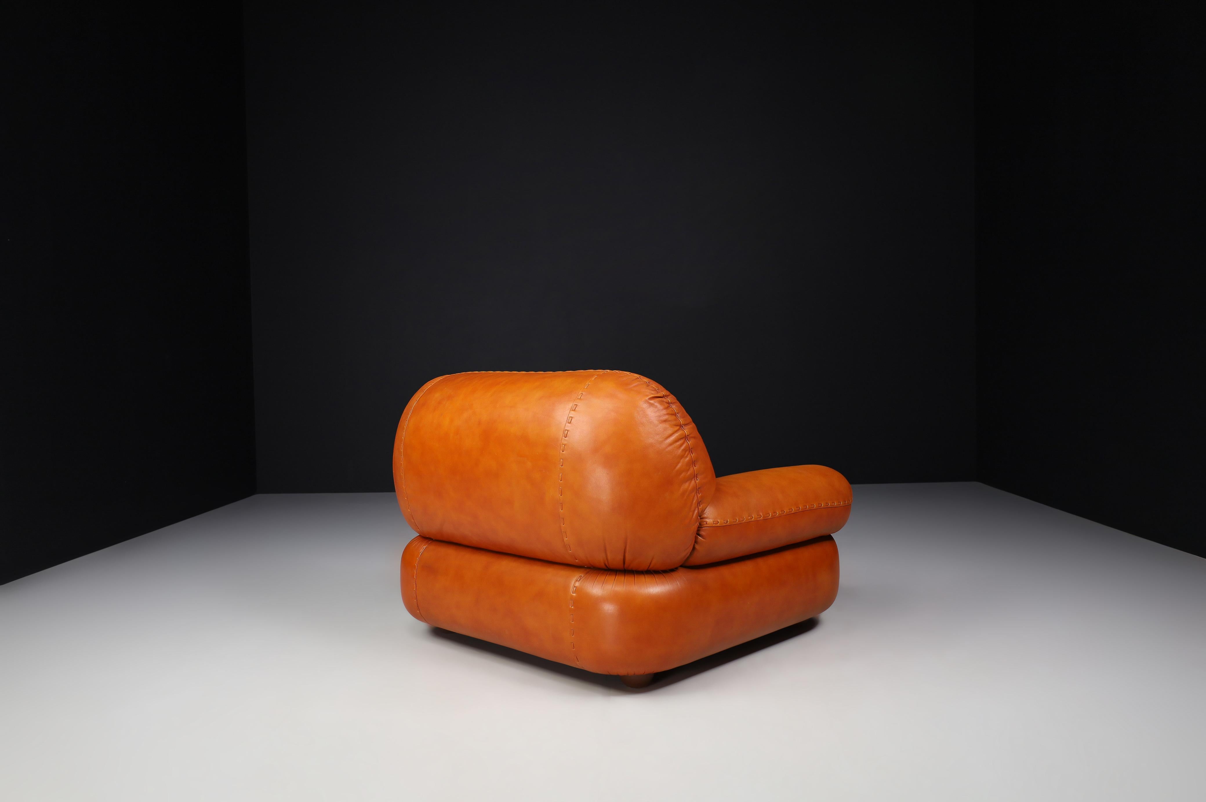 Cognac Leather Armchairs by Sapporo for Mobil Girgi, Italy 1970s 2