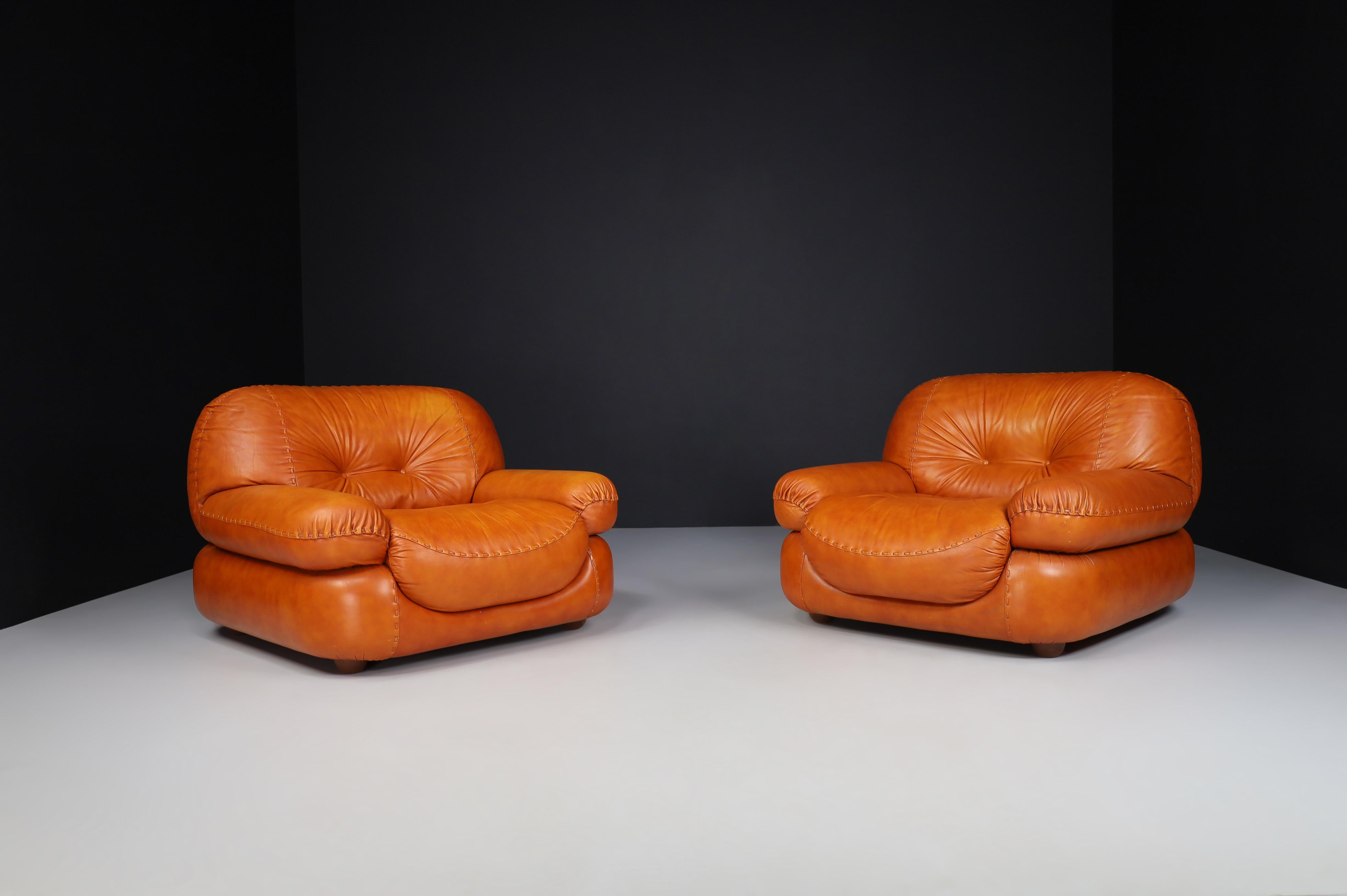 Cognac Leather Armchairs by Sapporo for Mobil Girgi, Italy 1970s 3