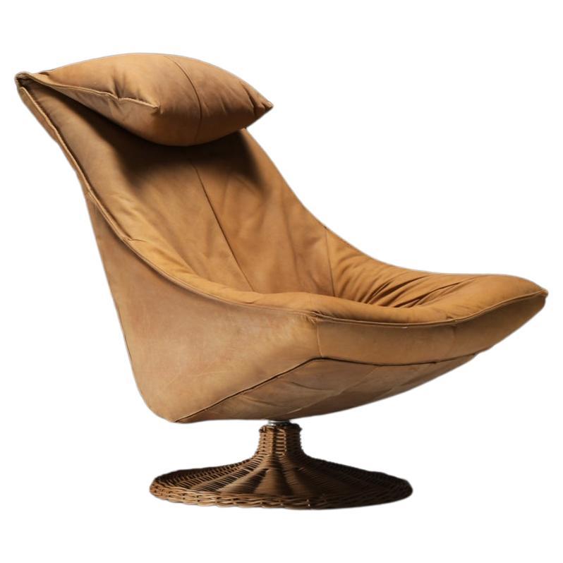 Cognac Leather Delantra Swivel Lounge Chair by Gerard van den Berg for Montis