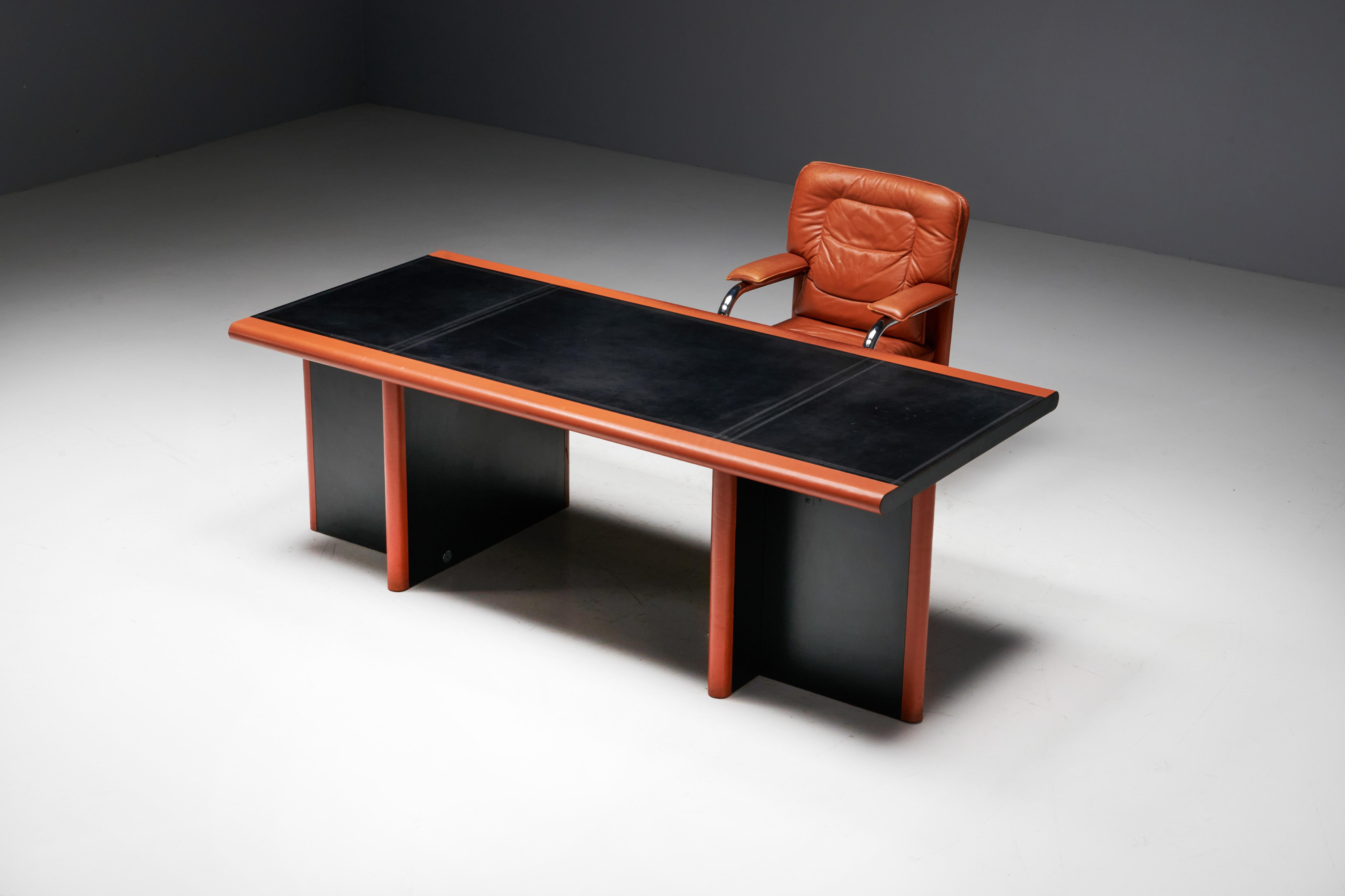 Italian Cognac Leather Desk by Guido Faleschini for Mariani, Italy, 1970s For Sale