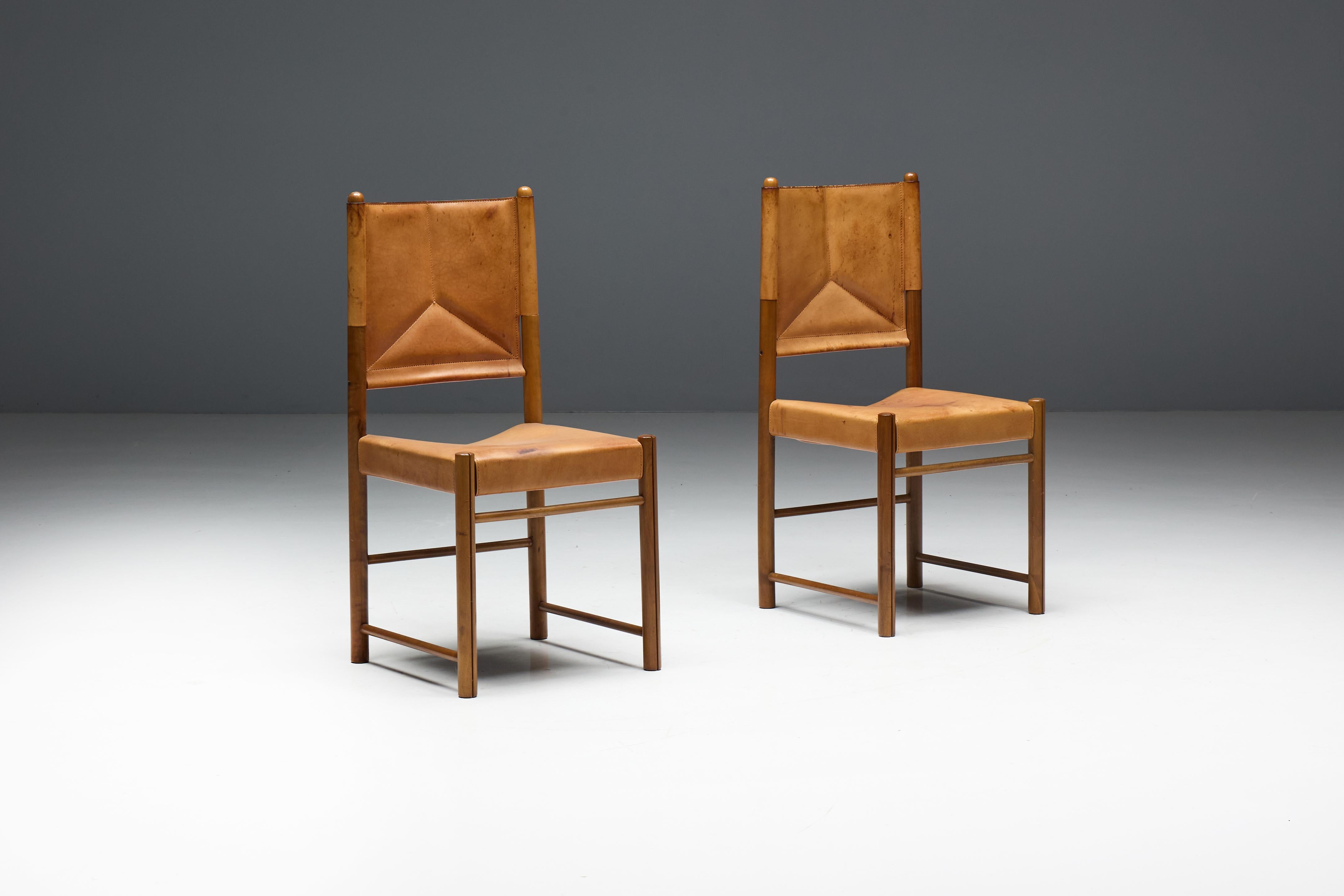 Sillas de comedor de cuero coñac, Italia, años 60 en Bueno estado para la venta en Antwerp, BE