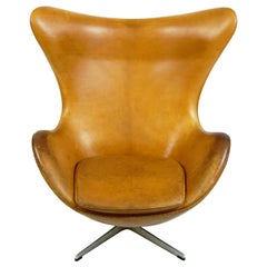 Cognac Leather Egg Chair, Mod. 3317 by Arne Jacobsen for Fritz Hansen
