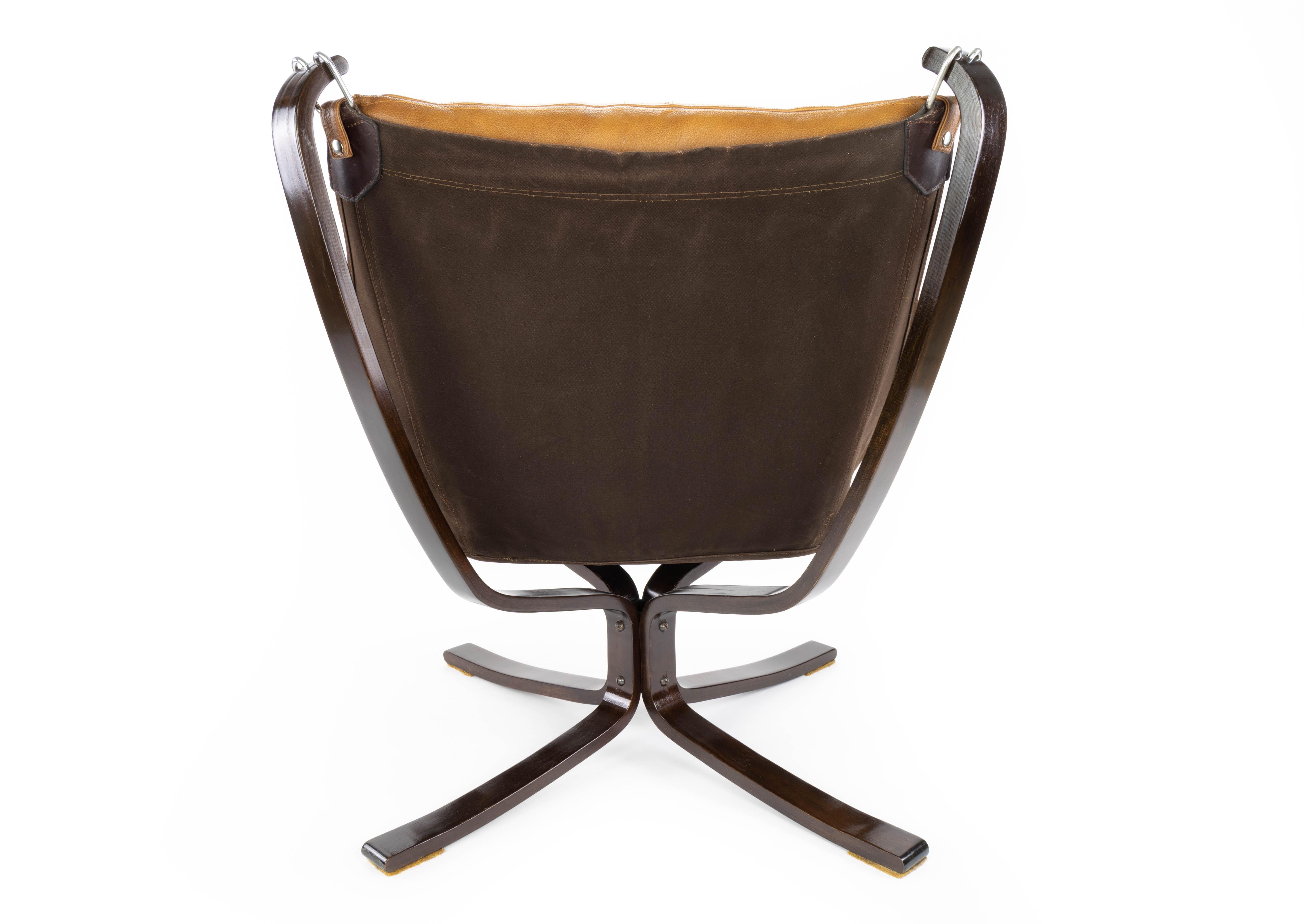 Cognac Leather Falcon Longe Chair by Sigurd Ressell for Vatne Möbler Norway 1970 In Good Condition In Escalona, Toledo