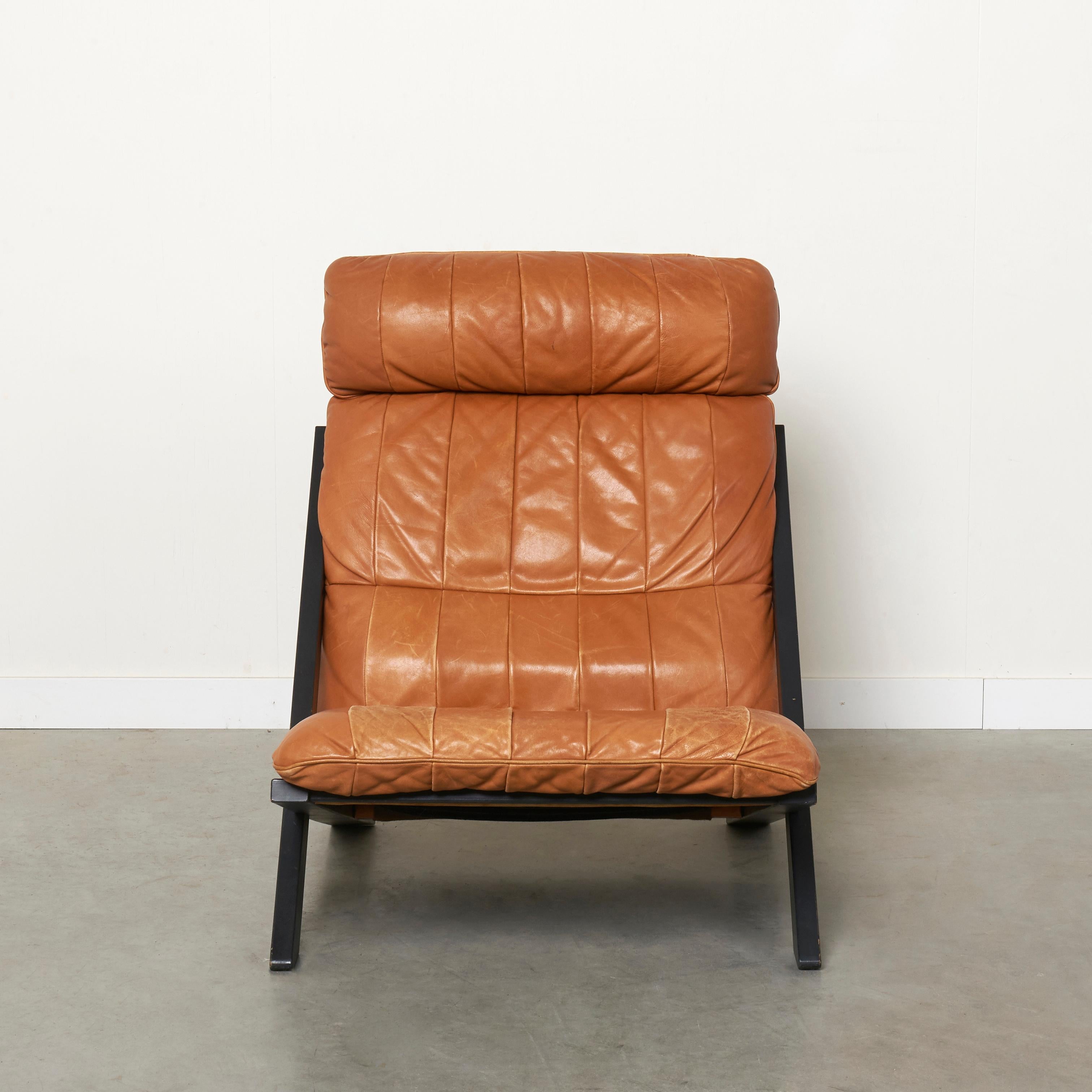 Swiss Cognac leather lounge chair by Ueli Berger, De Sede DS80 For Sale