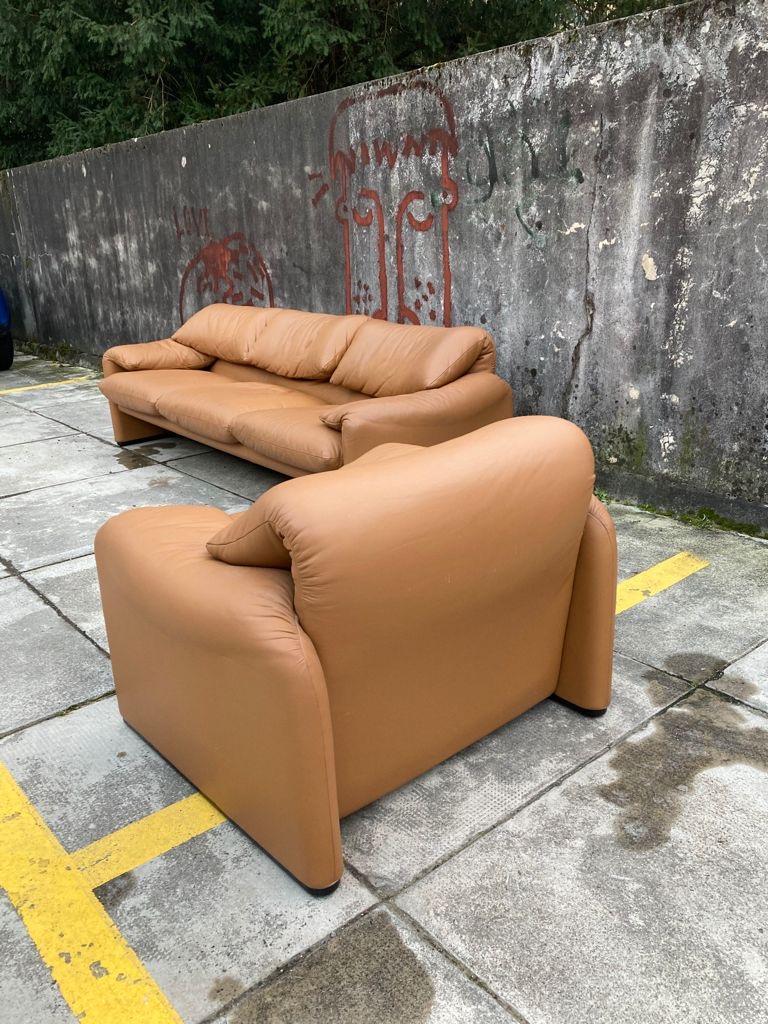 Cognac Leather Maralunga Armchair by Magistretti for Cassina, Italy ca. 1970s (Ende des 20. Jahrhunderts) im Angebot