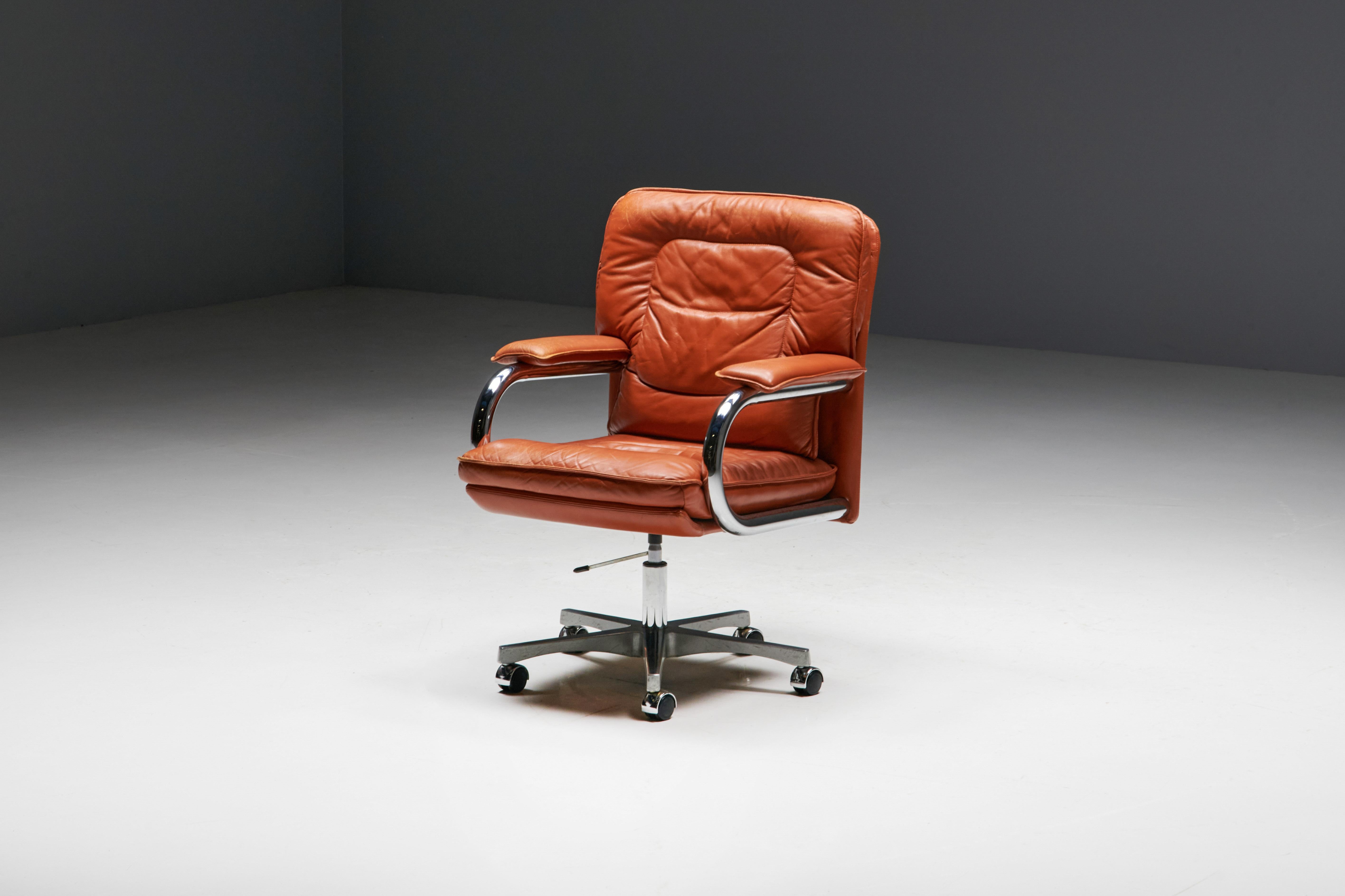 Mid-Century Modern Cognac Leather Office Chair by Guido Faleschini for Mariani, Italy, 1970s For Sale