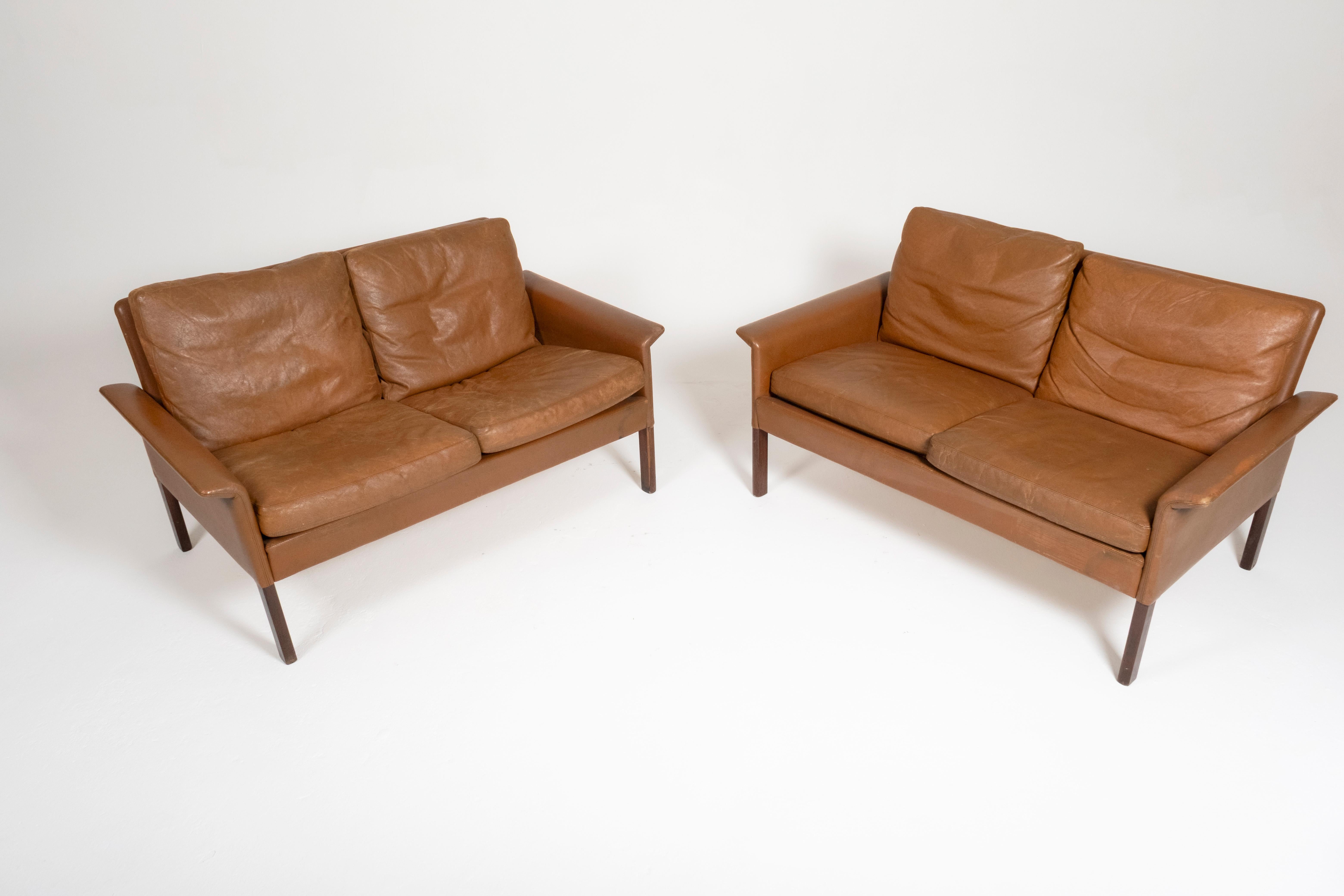 Danish Cognac Leather & Rosewood Two-Seater Sofa by Hans Olsen for CS Møbler, 1960’s For Sale