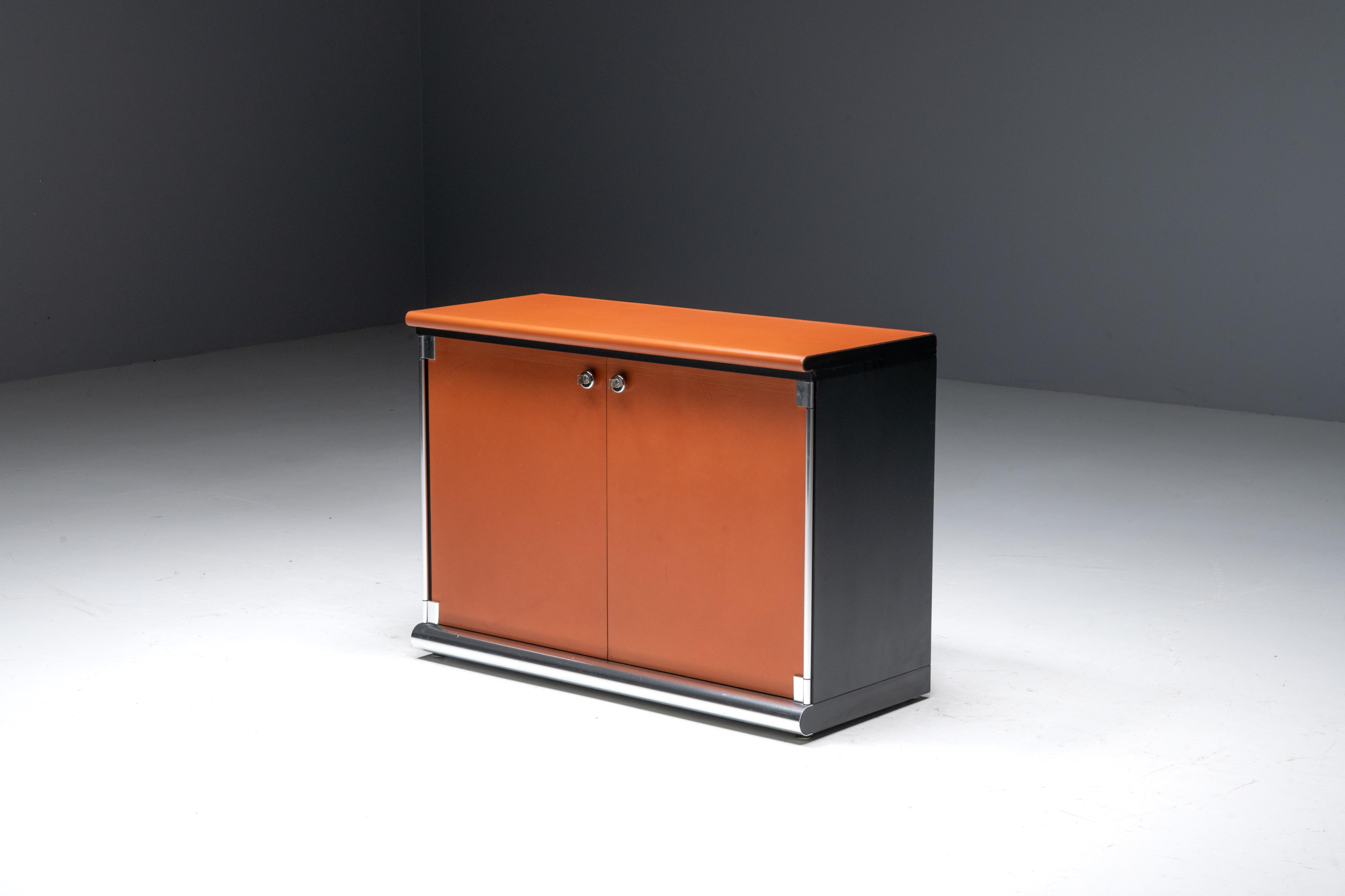 Cognac Leather Sideboard by Guido Faleschini for Mariani, Italy, 1970s For Sale 7