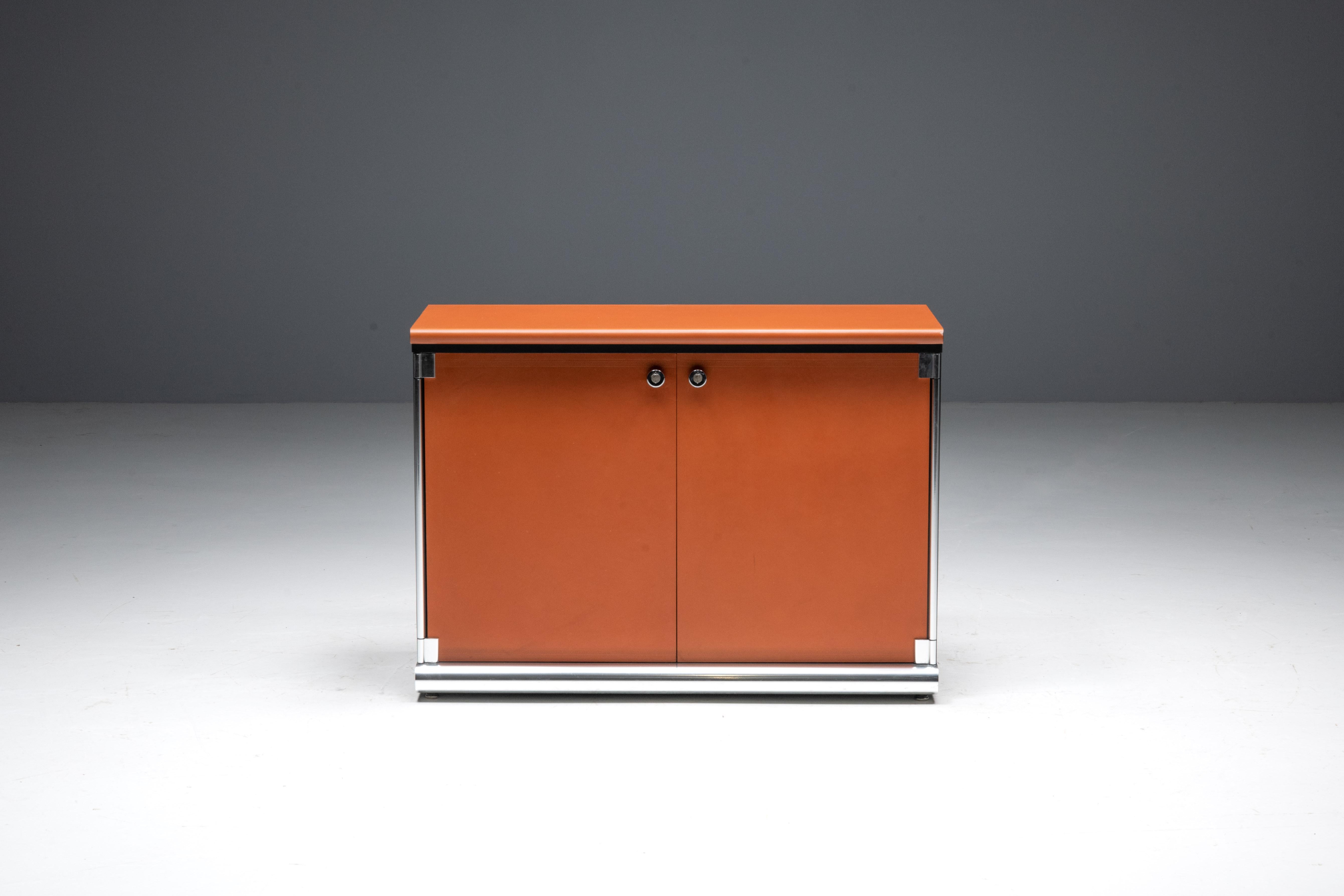 Cognac Leather Sideboard by Guido Faleschini for Mariani, Italy, 1970s For Sale 8