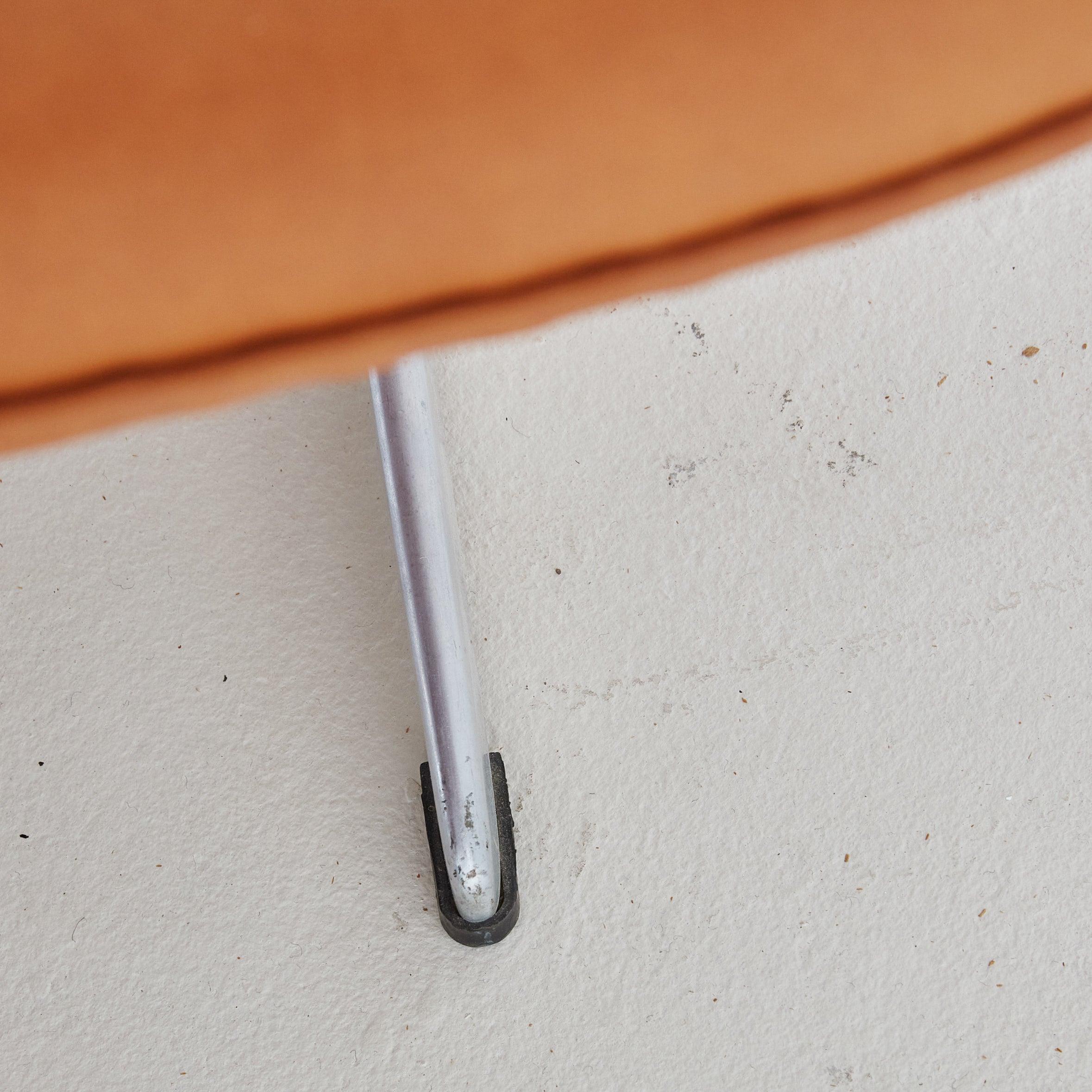 Métal Canapé Swan en cuir cognac, modèle 3321 par Arne Jacobsen, Danemark 20e siècle en vente