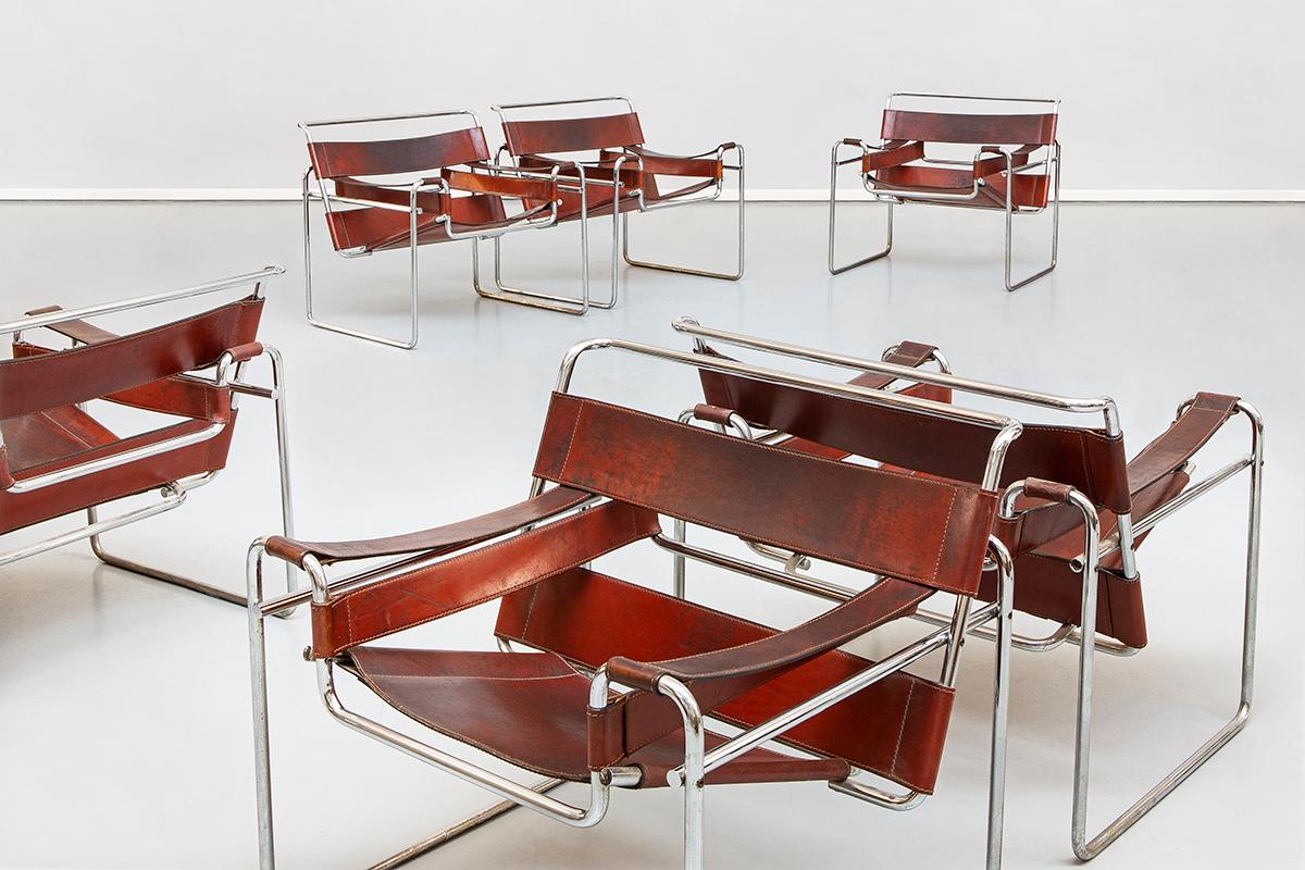 Cognac Leather Wassily Armchairs by Marcel Breuer for Knoll International, 1968 In Good Condition In MIlano, IT