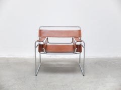 Cognac 'Wassily' Lounge Chair by Marcel Breuer for Gavina, 1980s