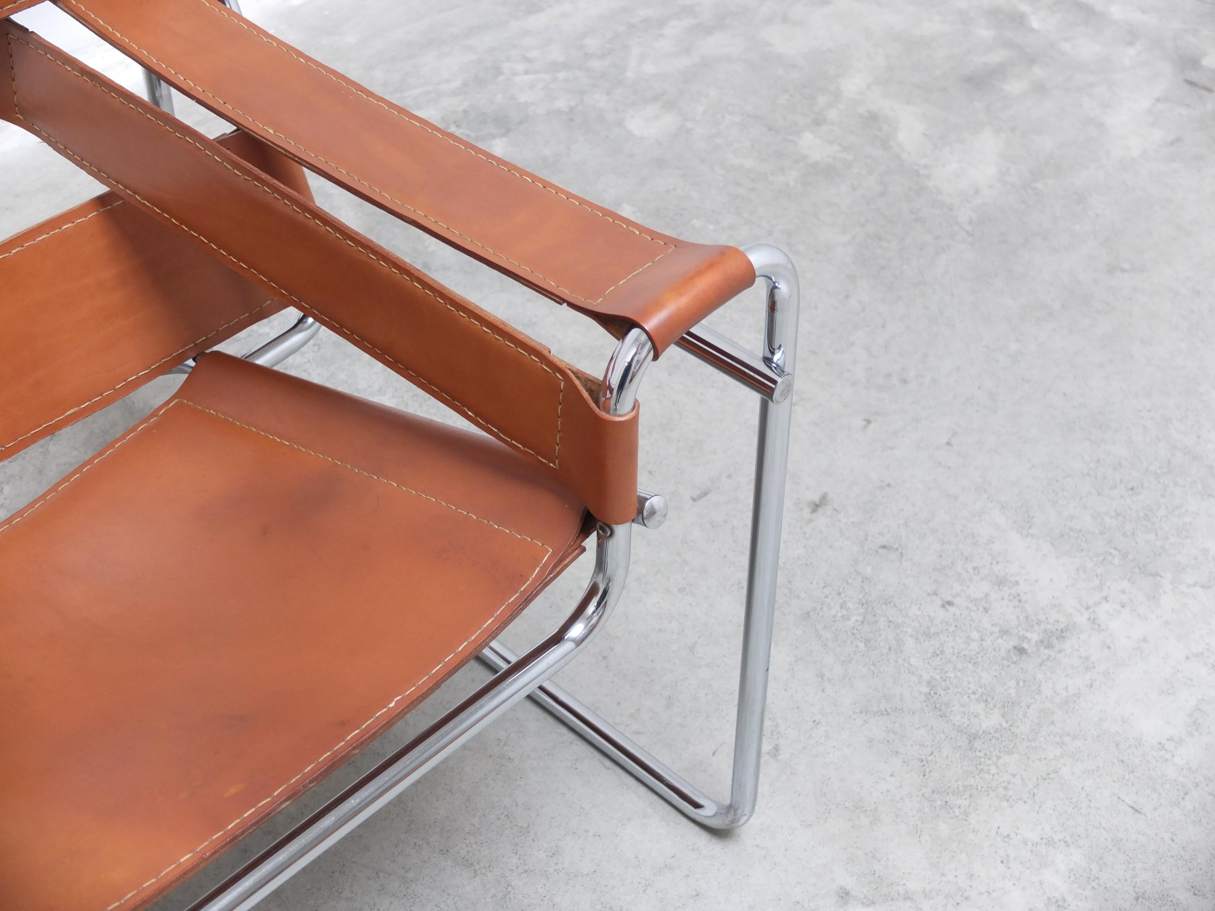 Cognac 'Wassily' Lounge Chair by Marcel Breuer for Gavina, 1980s 1