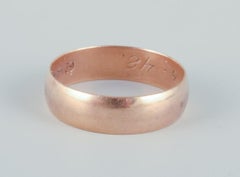 Cohr, 14 karat gold alliance ring. Dated 1948.