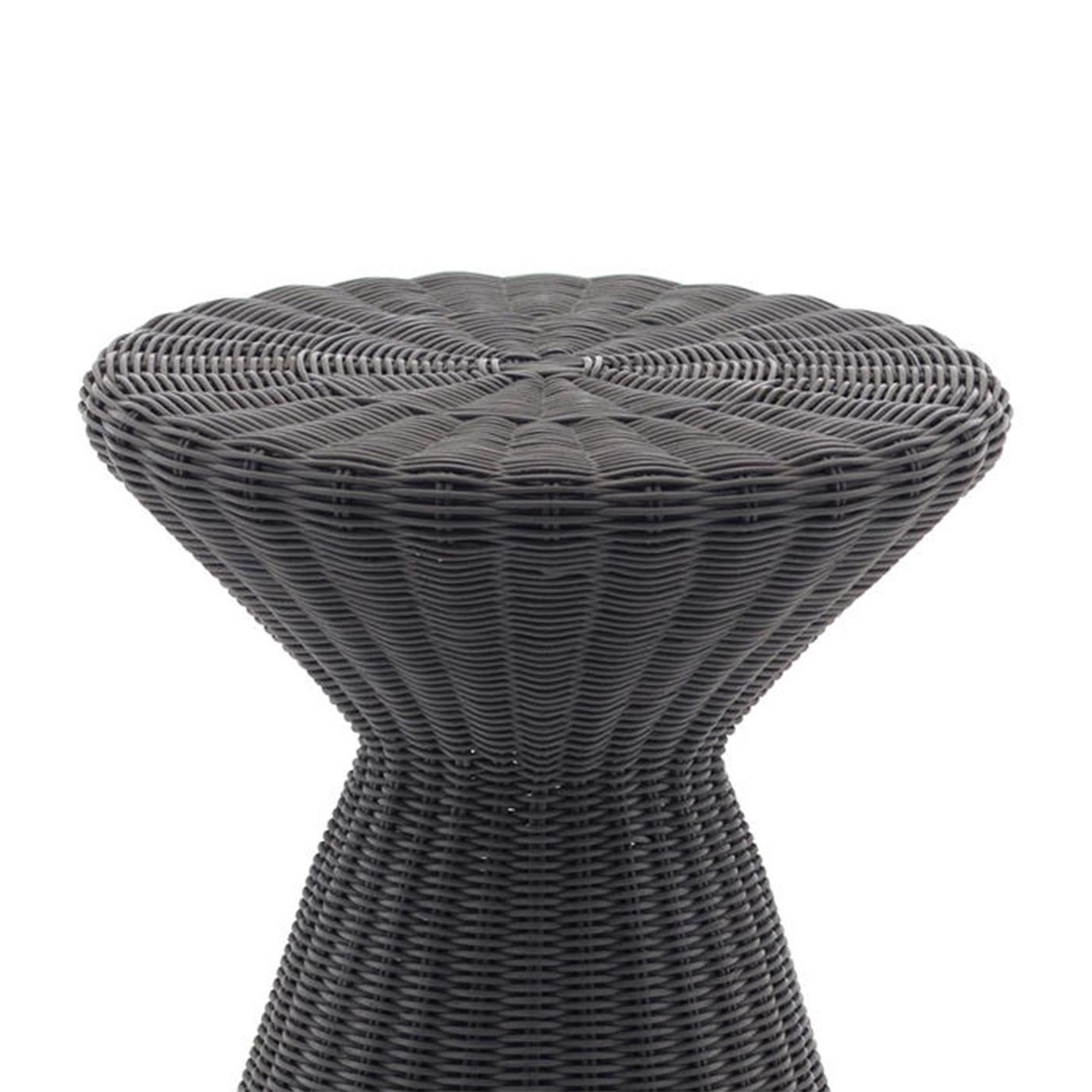 Side table coil black all
in handwoven rattan core, 
strong braided. In black finish.