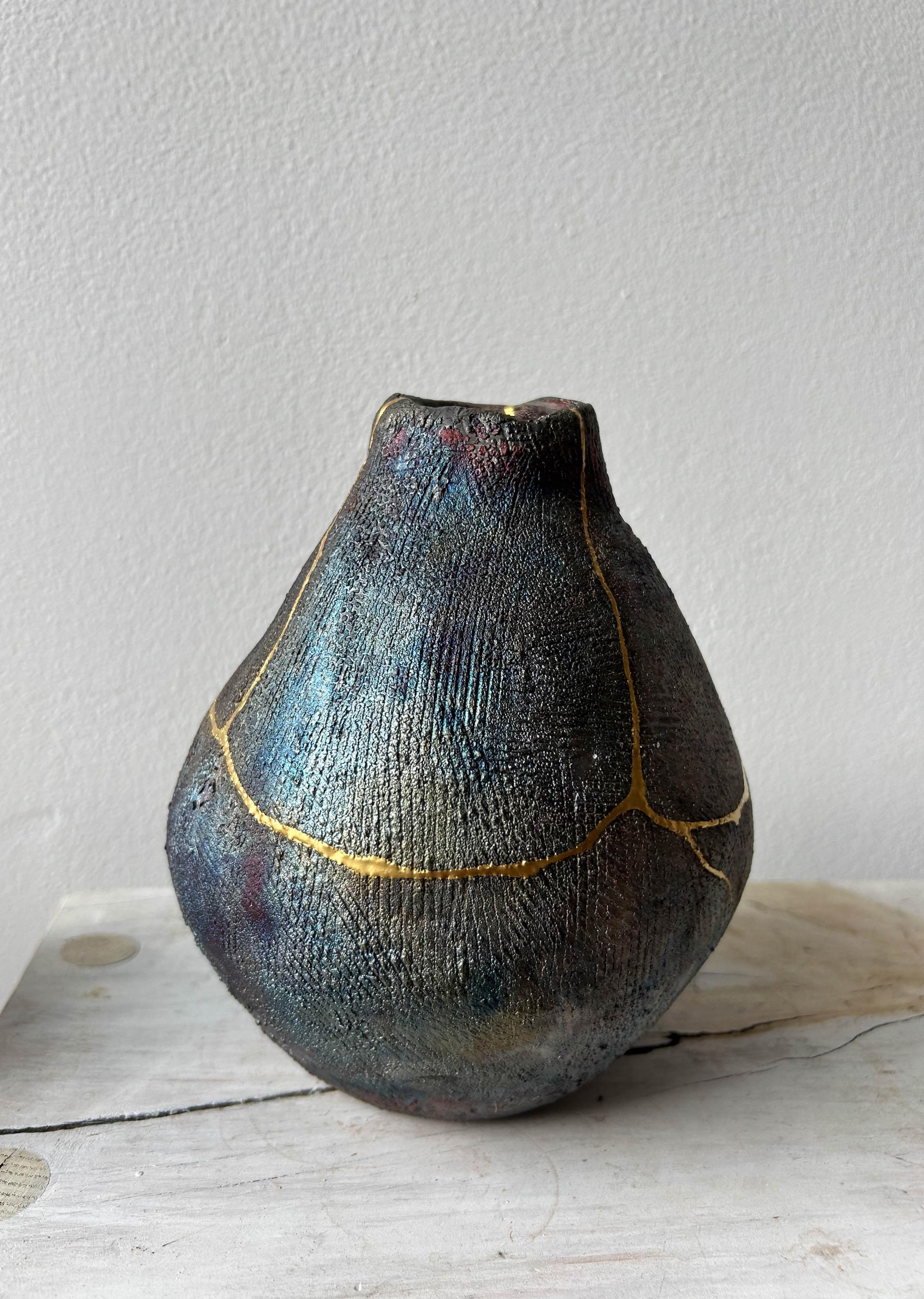 Contemporary Coil-built Iridescent Vase with 24 Karat Gold Kintsugi Repair
