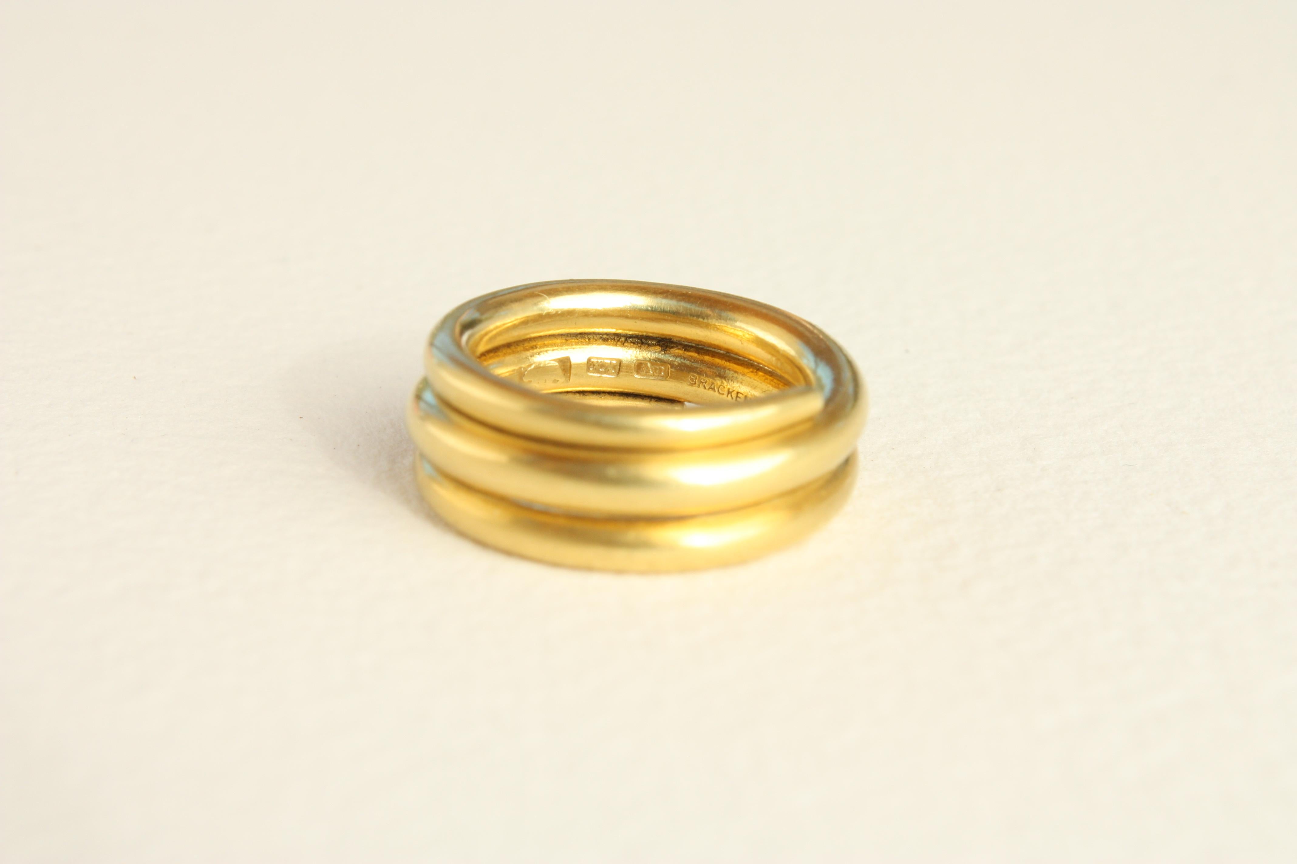 En vente :  Bague à ressort - Fabriquée à la main aux États-Unis, or jaune de Californie 20K, martelé mat 7