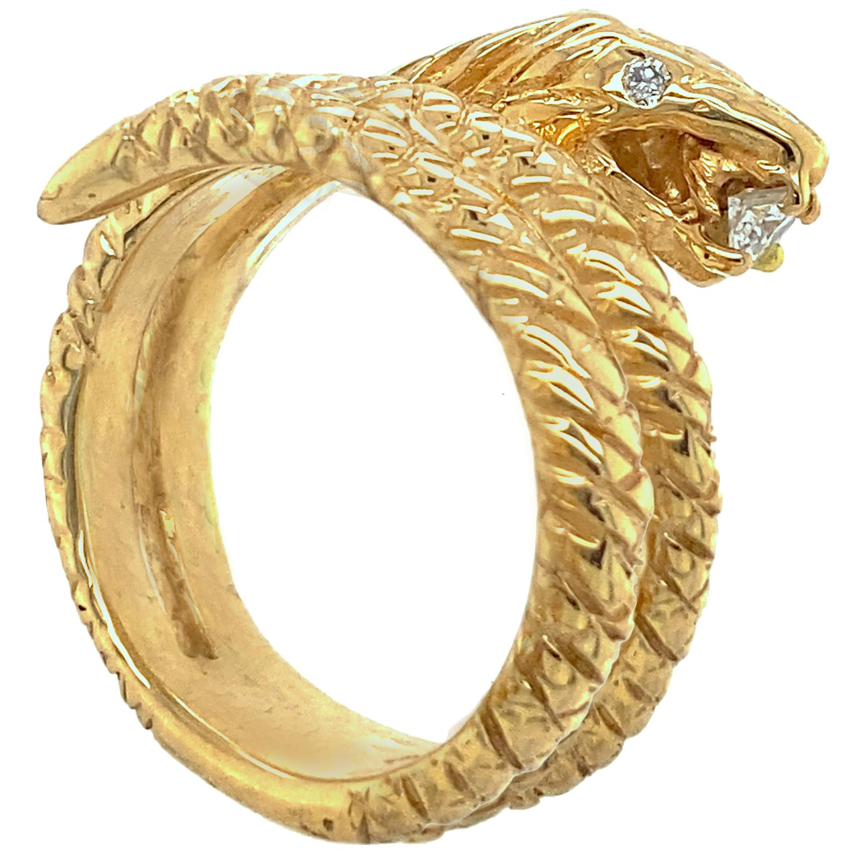 Coiled "Mr. Snake II" Ring in 18 Karat Yellow Gold with Diamond Eyes and Snack