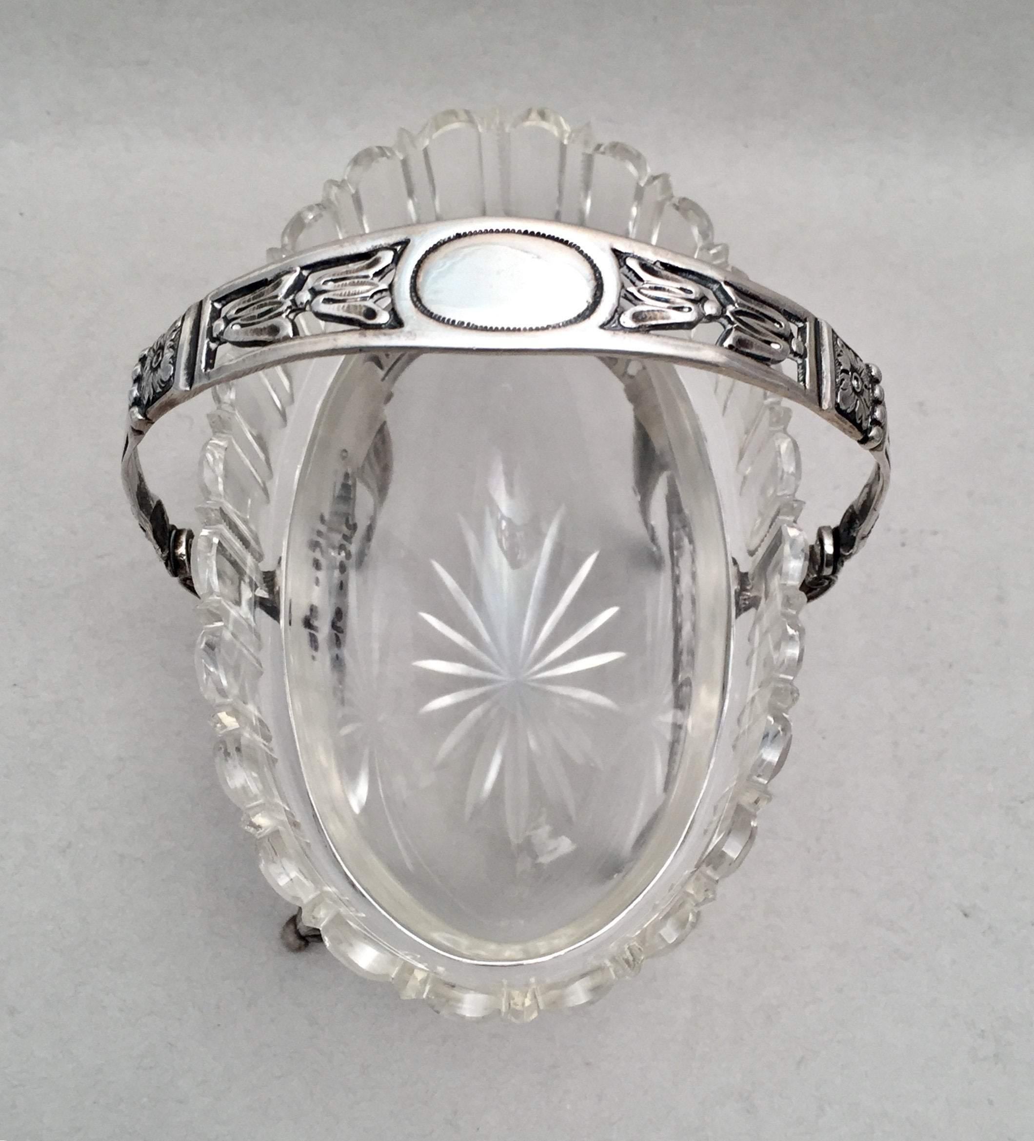 Coin Silver and Glass Bridal Basket Centerpiece Bowl In Good Condition For Sale In New York, NY