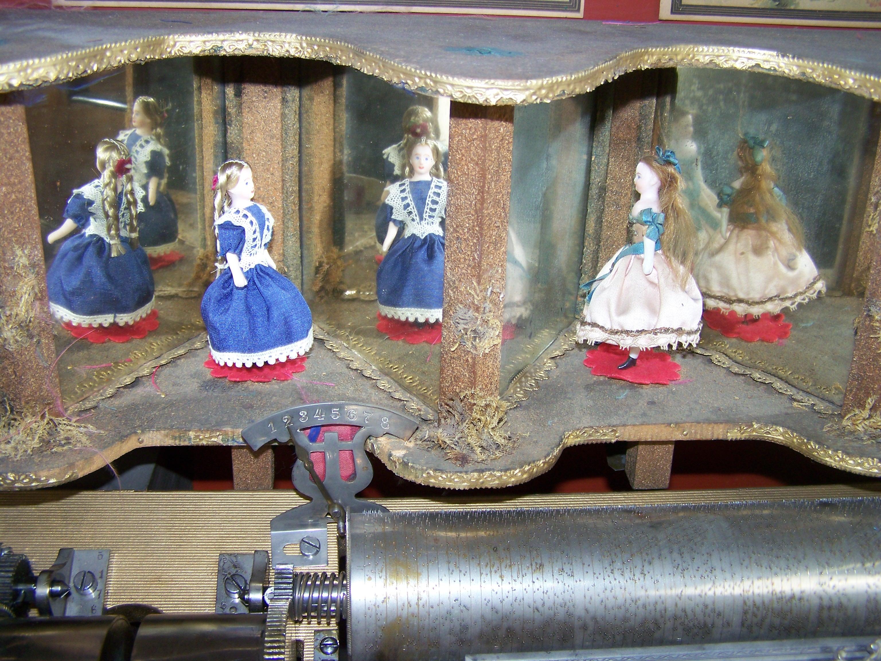 19th Century Coin-up Musical Station Box with 3 dancing dolls