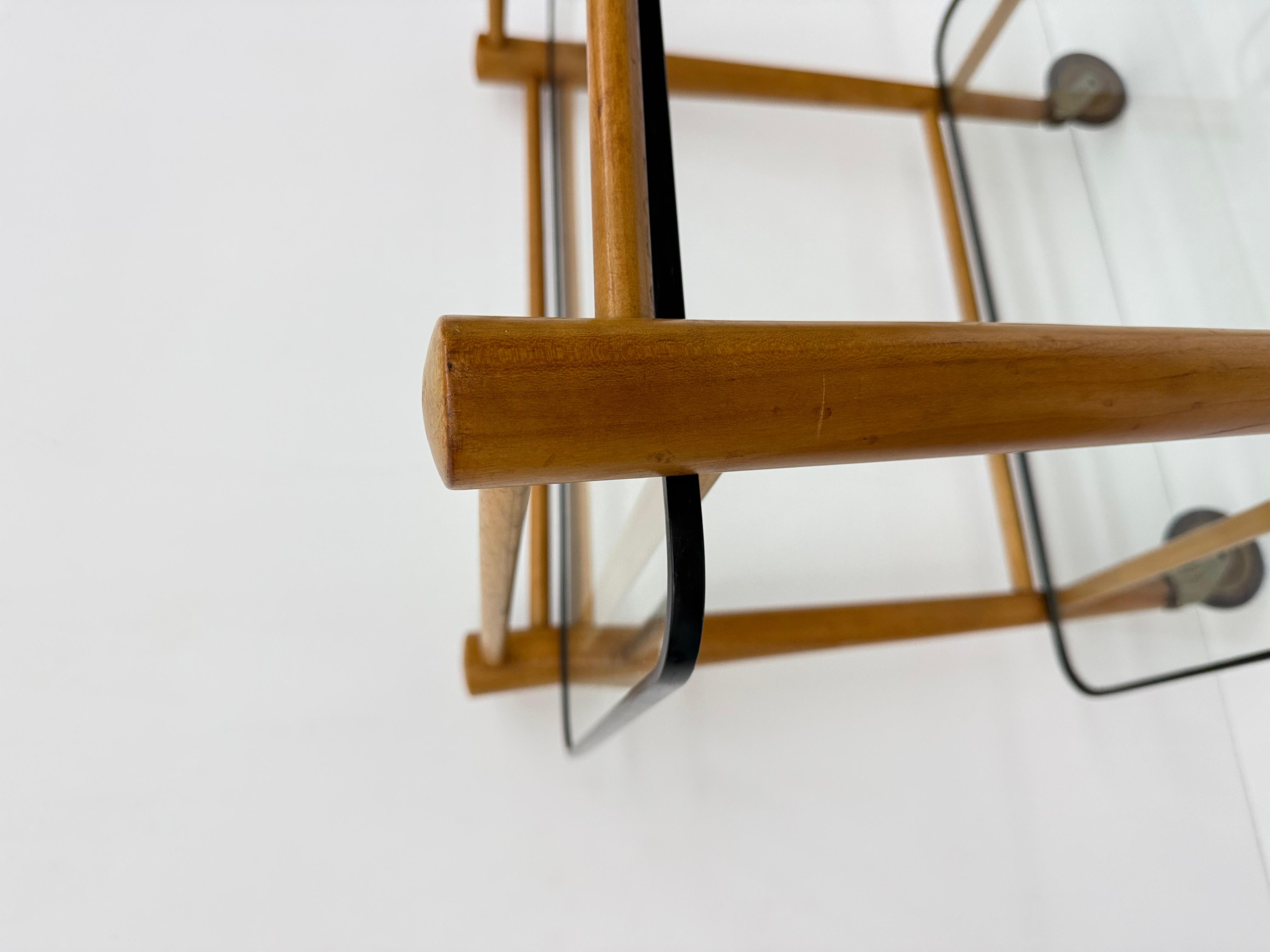 Table d'appoint en bois et verre Coja Culemburg modèle 1127 , années 1970 en vente 4