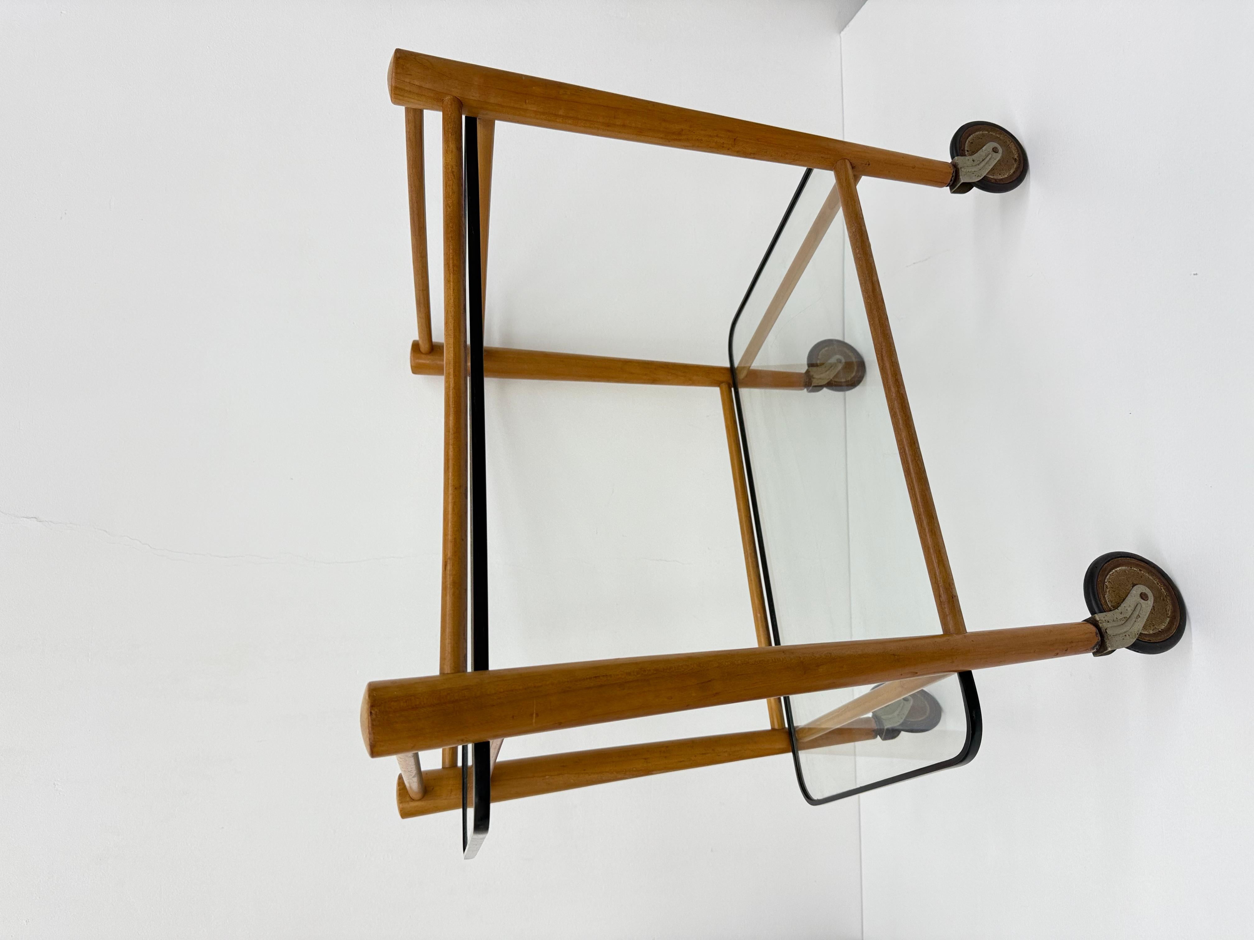 Table d'appoint en bois et verre Coja Culemburg modèle 1127 , années 1970 en vente 10