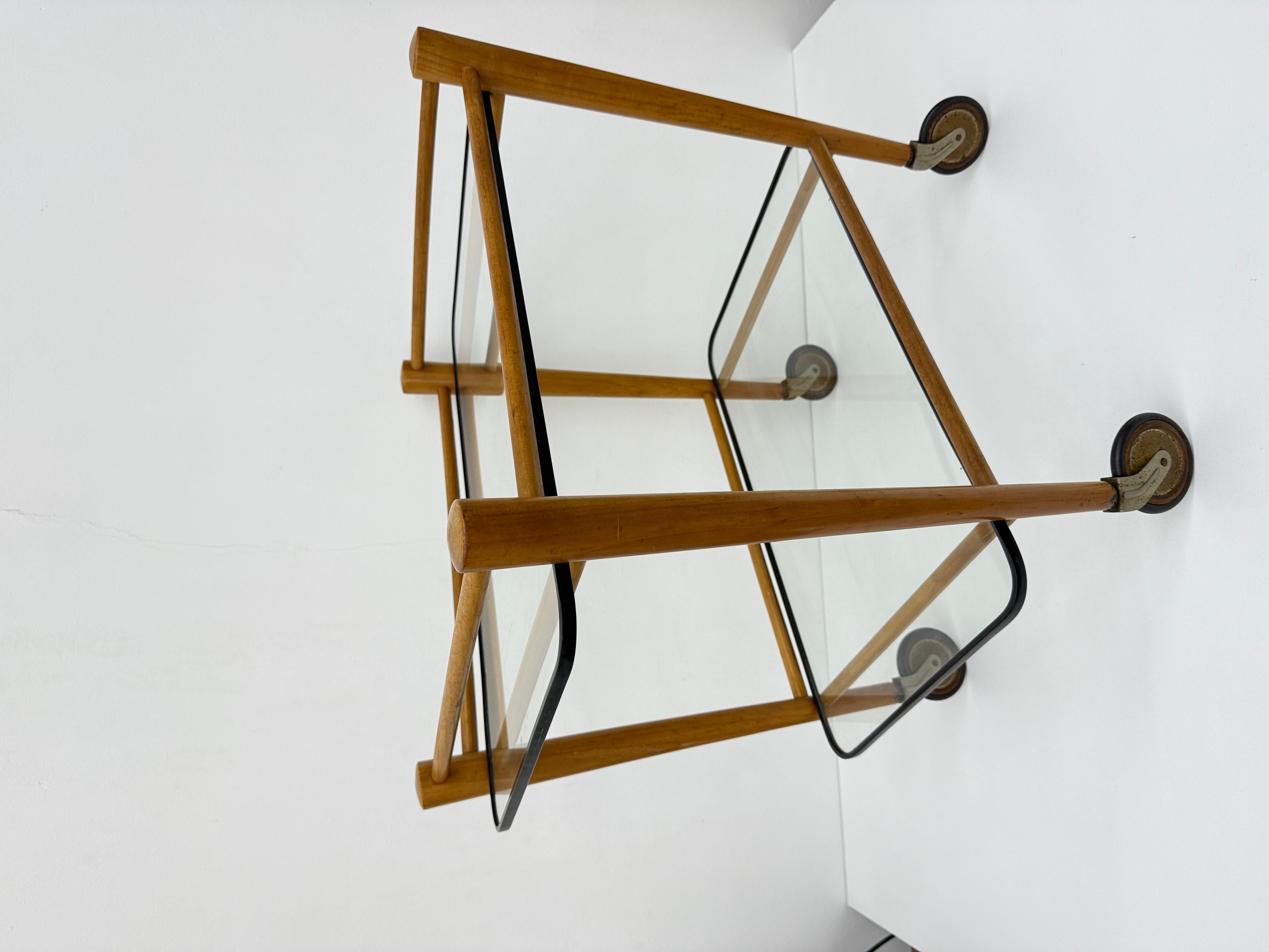 Table d'appoint en bois et verre Coja Culemburg modèle 1127 , années 1970 en vente 14