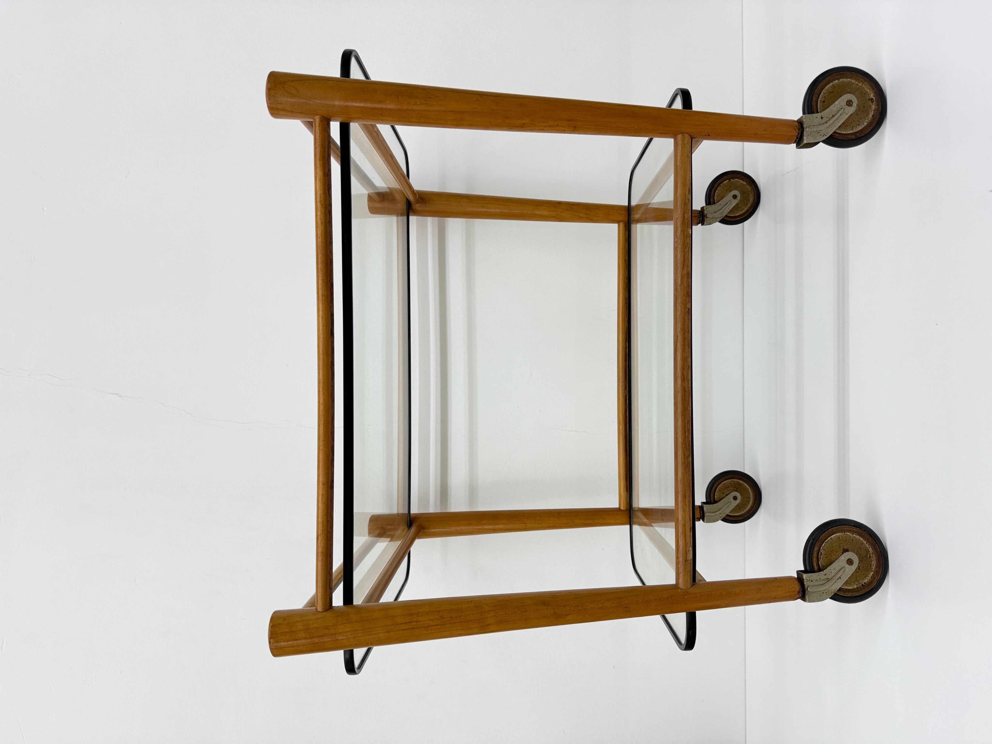 Table d'appoint en bois et verre Coja Culemburg modèle 1127 , années 1970 en vente 3