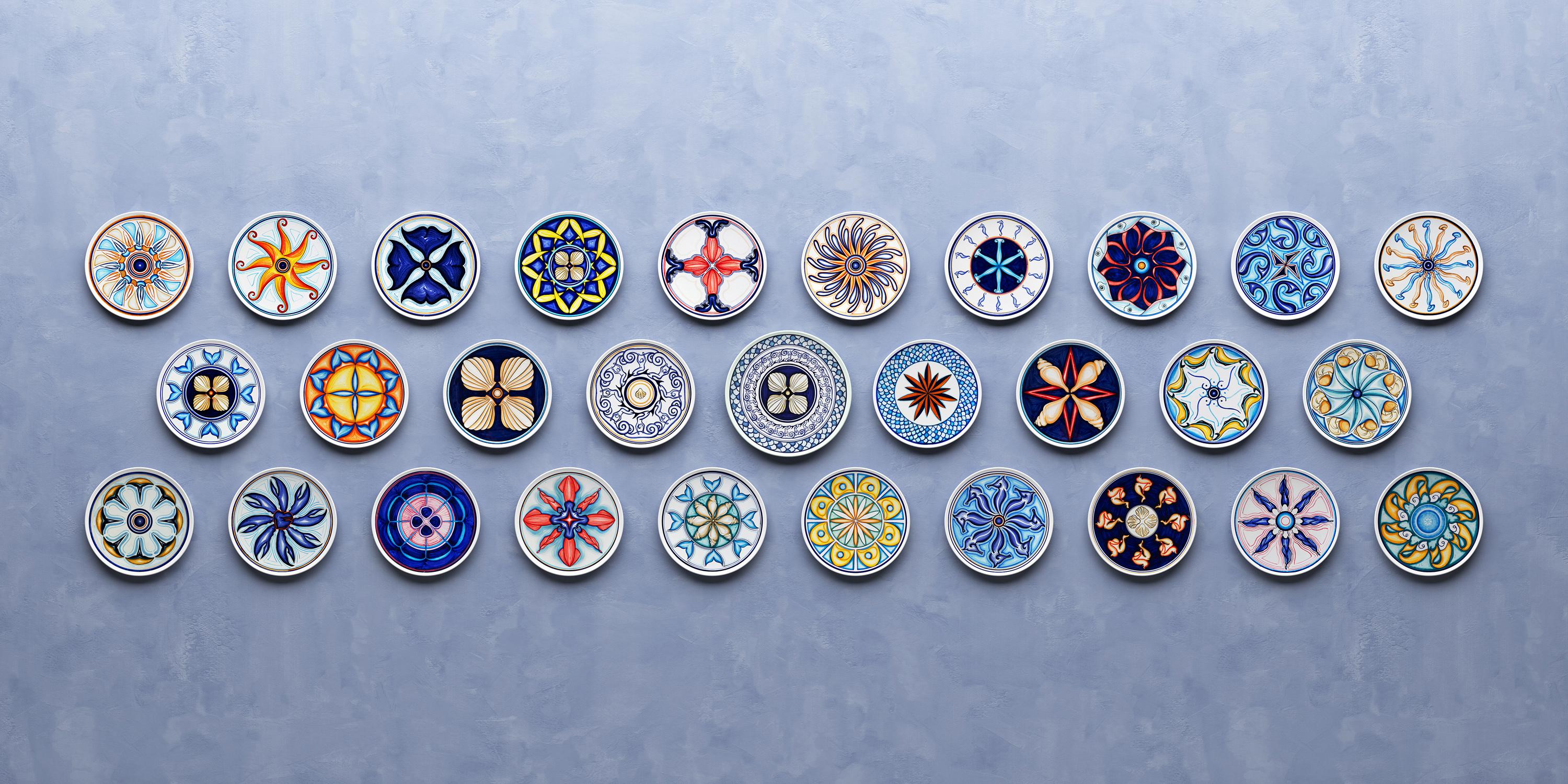 Assiettes Colapesce - Set de 6 assiettes en céramique entièrement peintes à la main. en vente 3