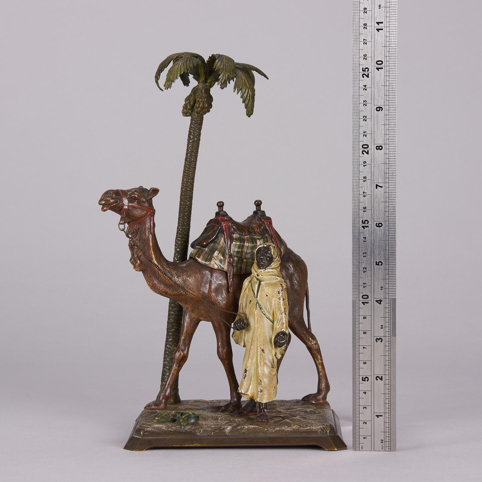 Cold bemalte Bronze mit dem Titel „Bedouin mit Kamel unter Palmenbaum“ von Bergman im Angebot 4