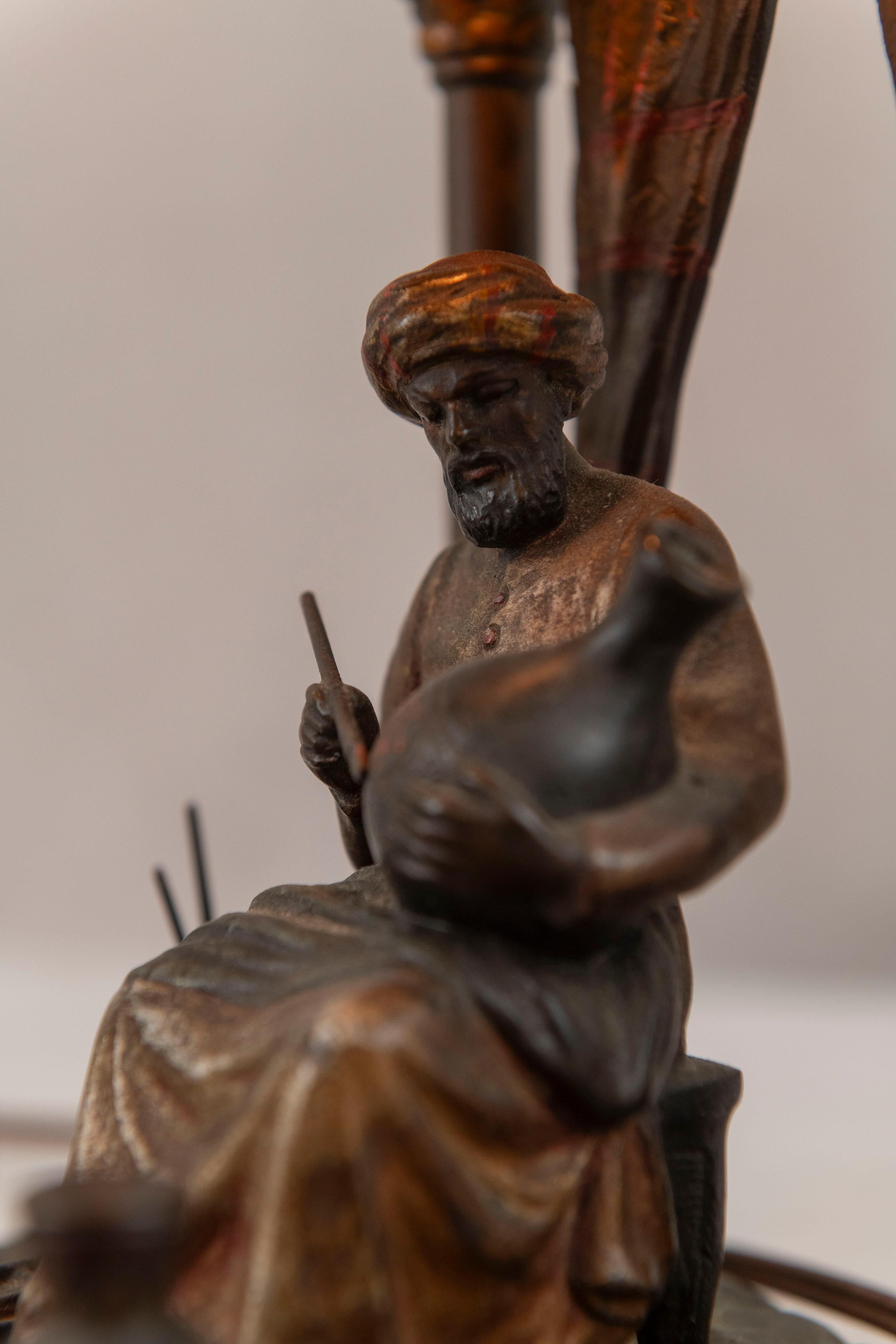 Cold Painted Orientalist Vienna Bronze Lamp, Artist Seated Working, Attr Bergman For Sale 4
