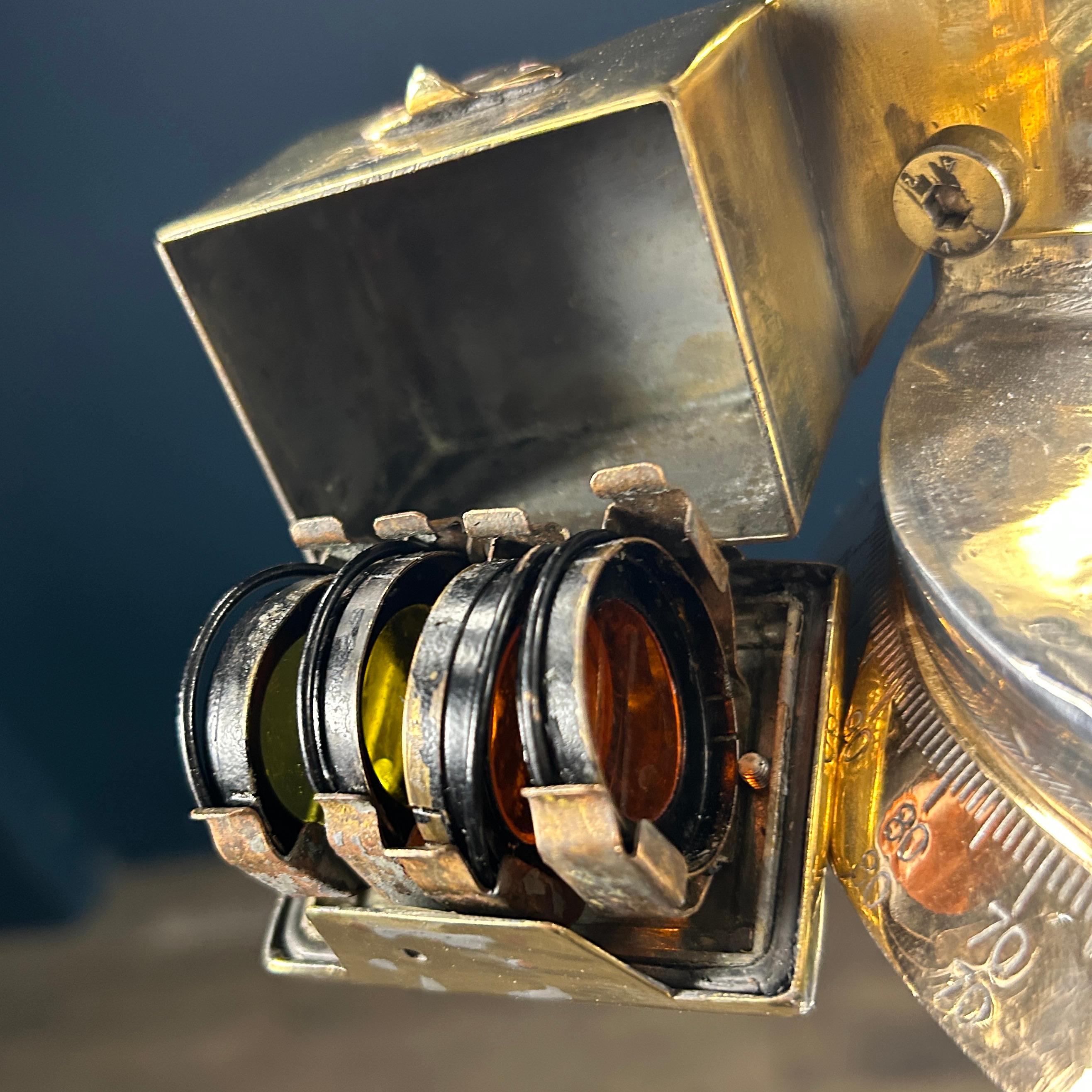 Agence de défense japonaise de la guerre froide Jumelles 20x 120 avec contrôle de l'éclairage en vente 6