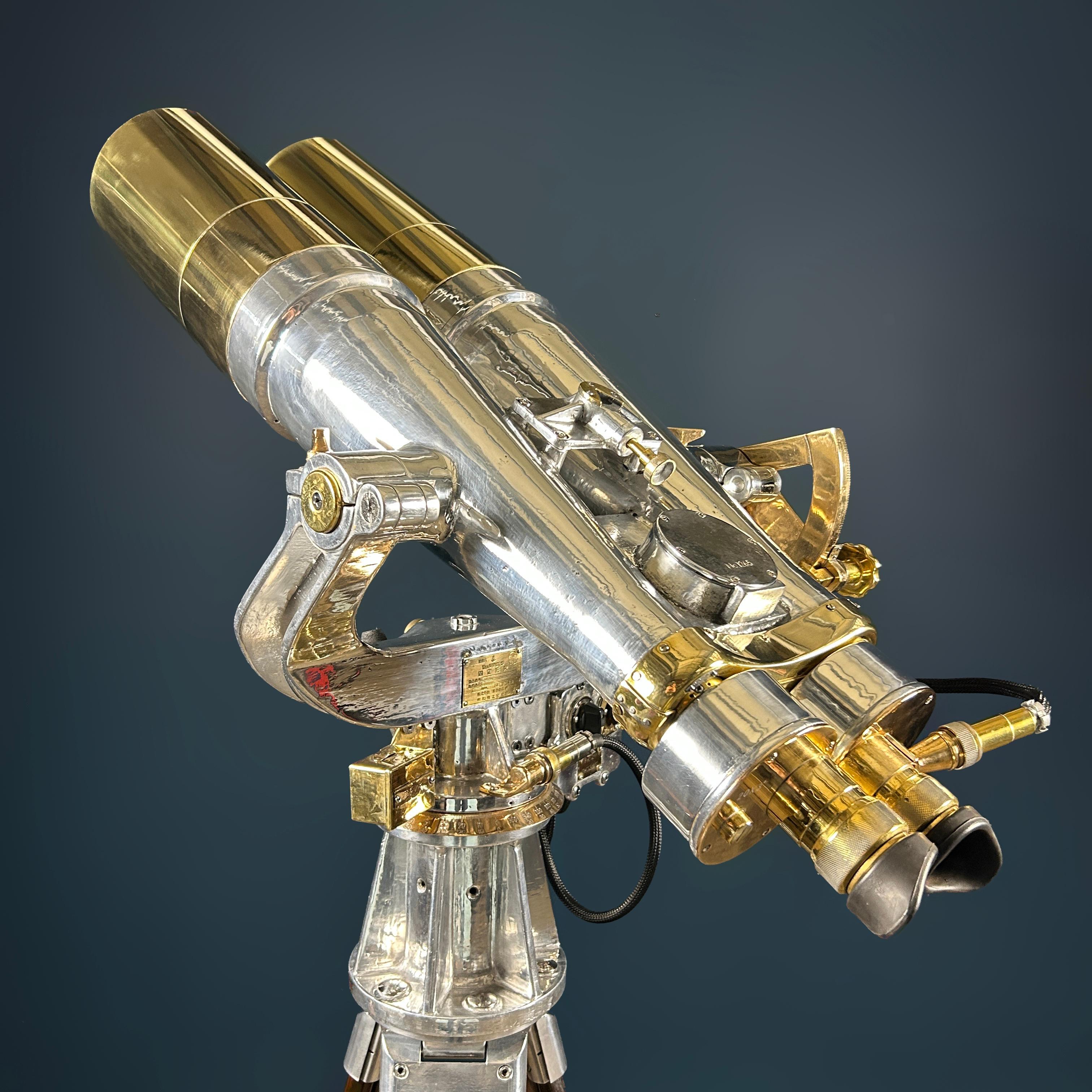 Agence de défense japonaise de la guerre froide Jumelles 20x 120 avec contrôle de l'éclairage Bon état - En vente à Leicester, Leicestershire